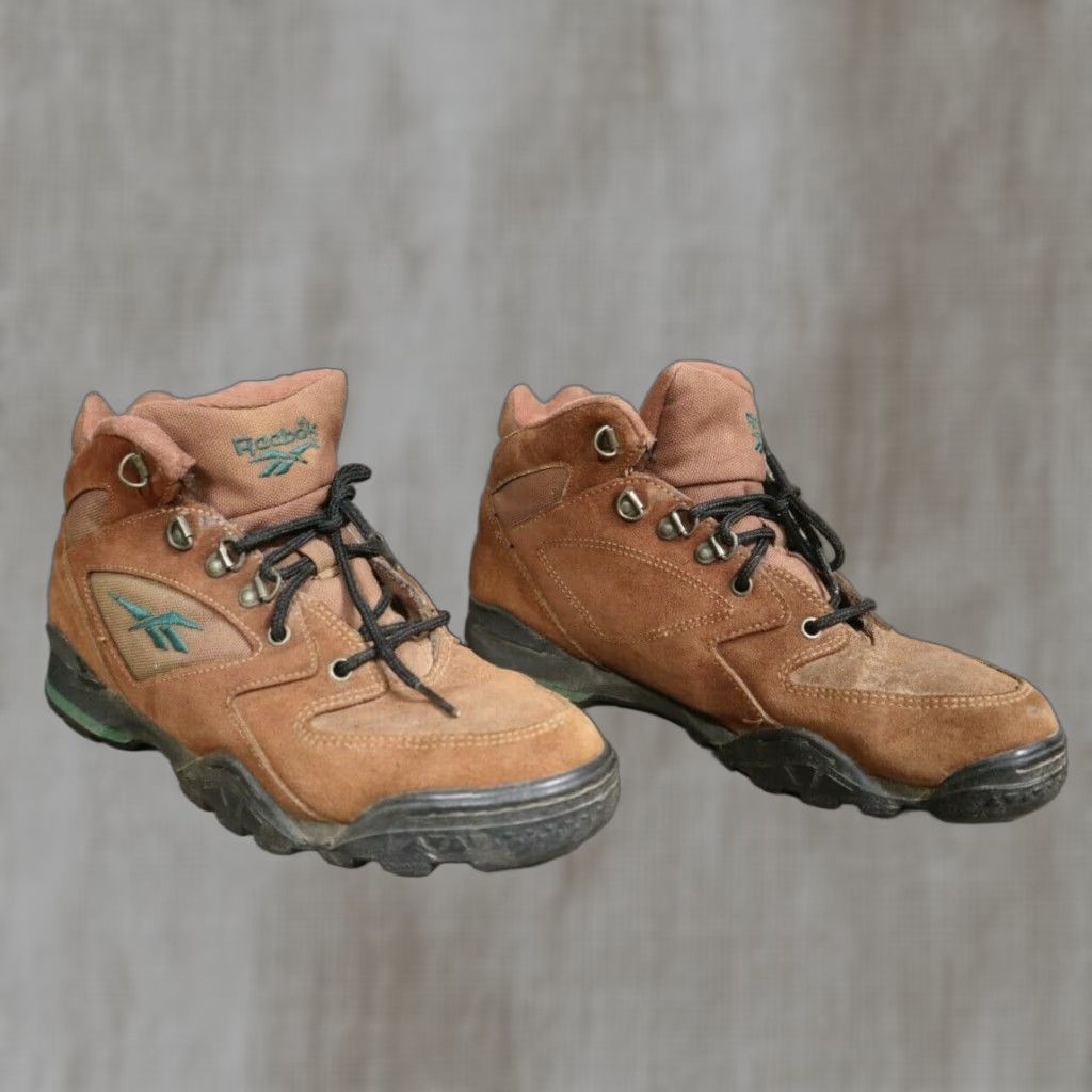 Reebok VINTAGE Reebok Outdoor Boots Womens 9.5 Brown Suede Hiking Lace Up 90s Outdoor Size US 9 / IT 39 - 1 Thumbnail