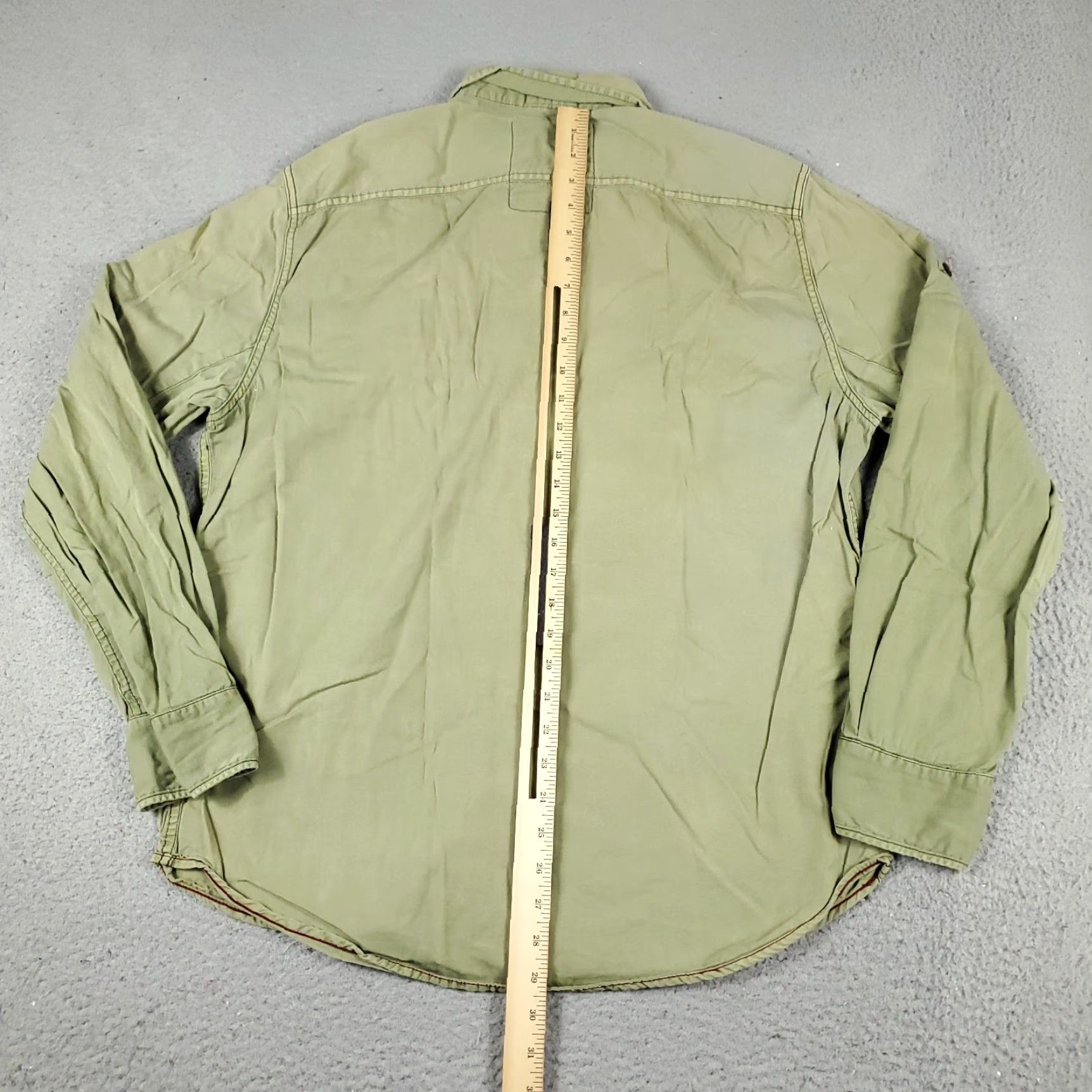 American Eagle Outfitters American Eagle Outfitters Shirt Mens L Green 2 Pocket Button Up Long Sleeve Casual Workwear Modern Preppy 90s? Size US L / EU 52-54 / 3 - 5 Thumbnail