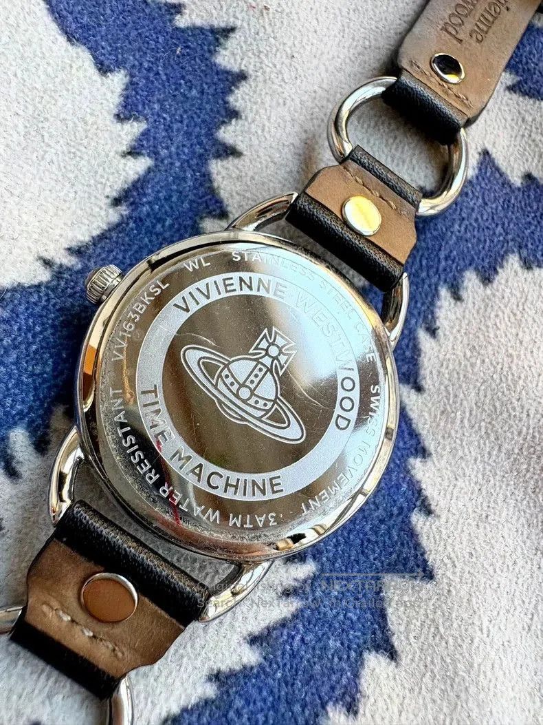 Vivienne Westwood Vivienne Westwood Black Leather Saturn Watch. Size ONE SIZE - 4 Thumbnail