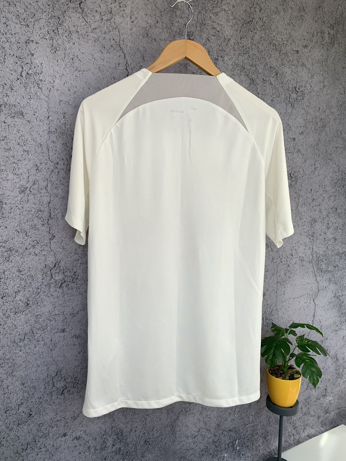 Nike Nike Tottenham 2022-2023 Pre Match Football Shirt Size L Size US L / EU 52-54 / 3 - 5 Thumbnail