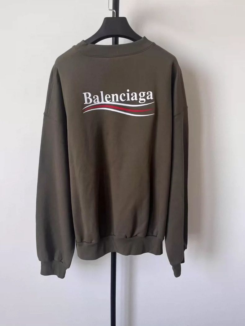 Balenciaga Balenciaga Solid monogrammed Logo printed crewneck pullove Size US XL / EU 56 / 4 - 2 Thumbnail