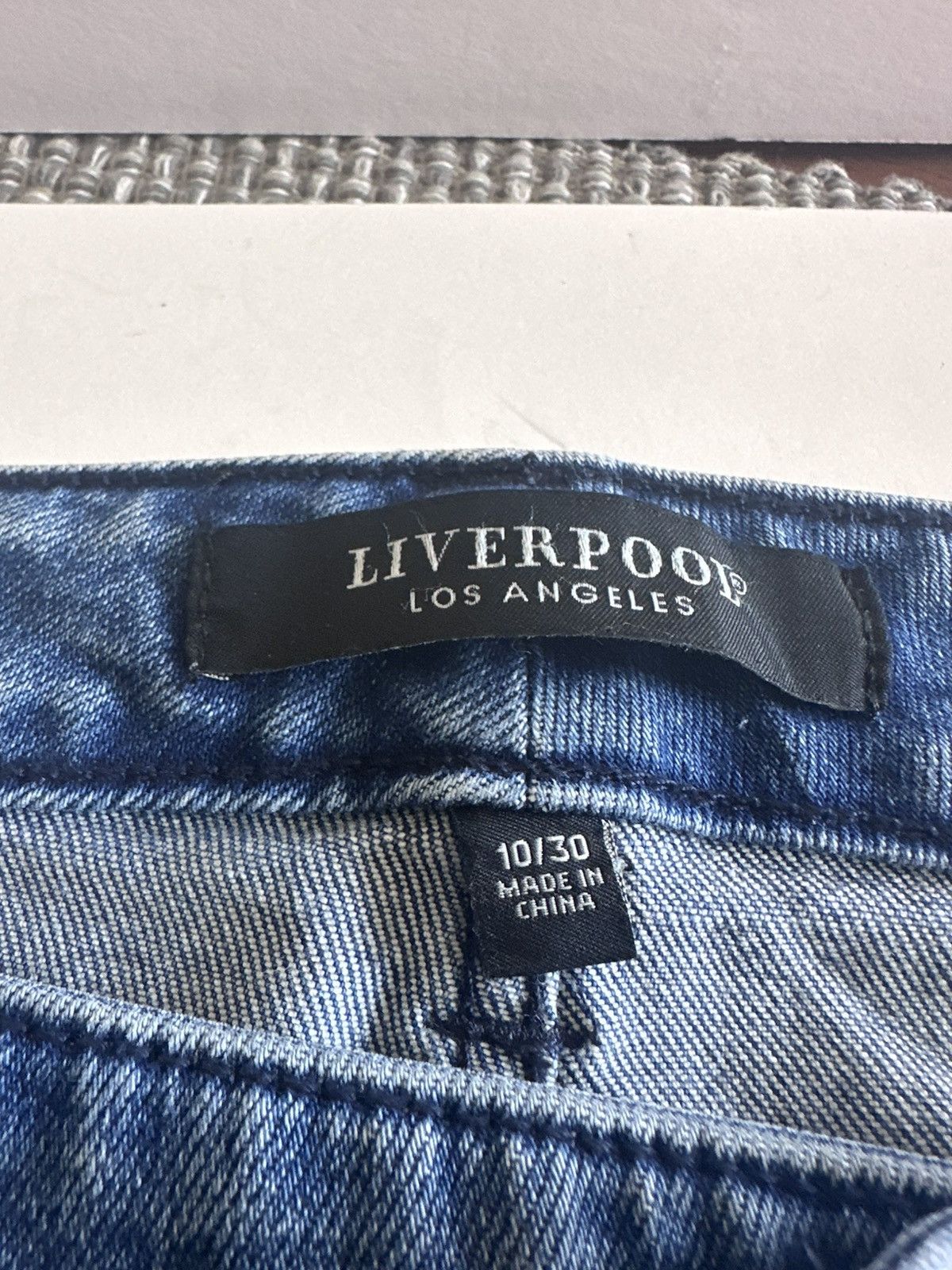 Other Liverpool Hanna Crop Flare Sz 10/30 NWT $119 Tremont Color Size 30" / US 8 / IT 44 - 3 Thumbnail