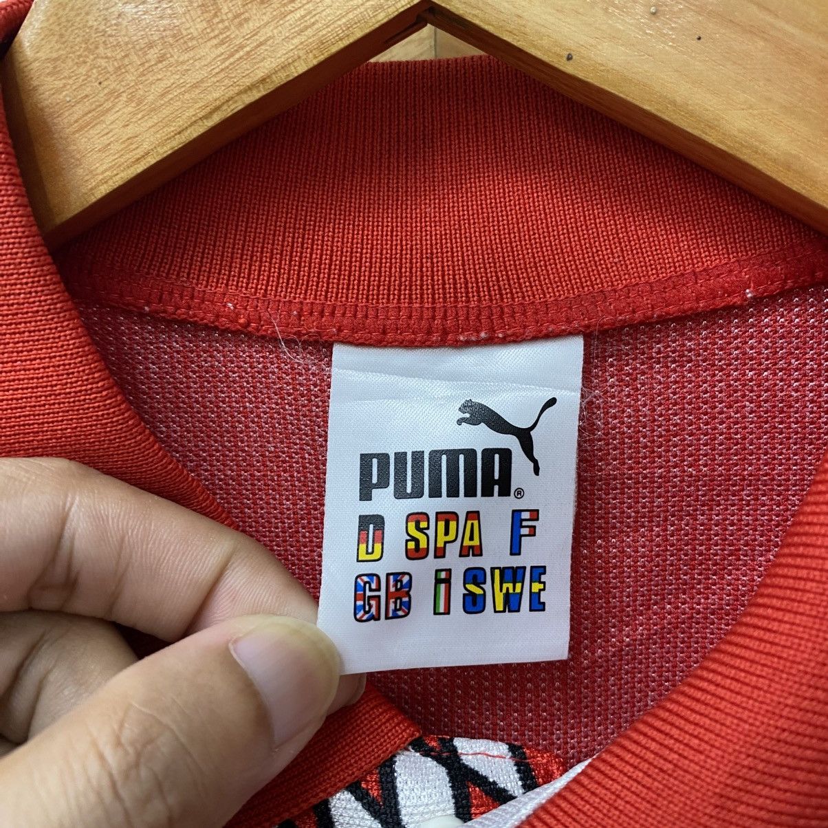 Puma Vintage 94/95 URAWA RED DIAMONDS Home Kit Puma Jersey Size US L / EU 52-54 / 3 - 9 Thumbnail