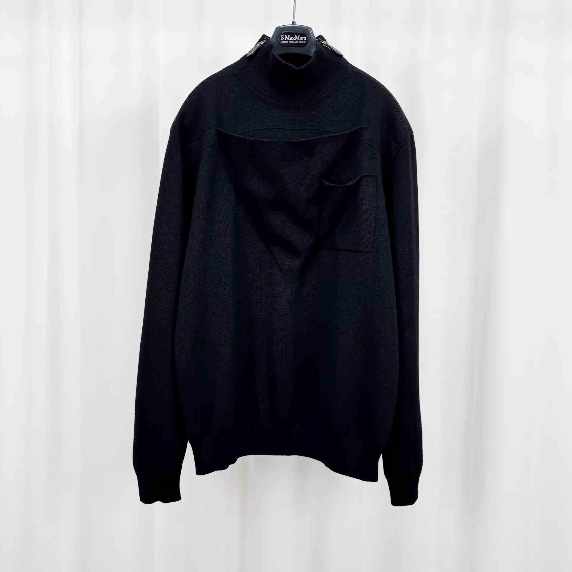 Burberry Black Turtleneck Sweater with Chest Pocket Size US L / EU 52-54 / 3 - 1 Thumbnail