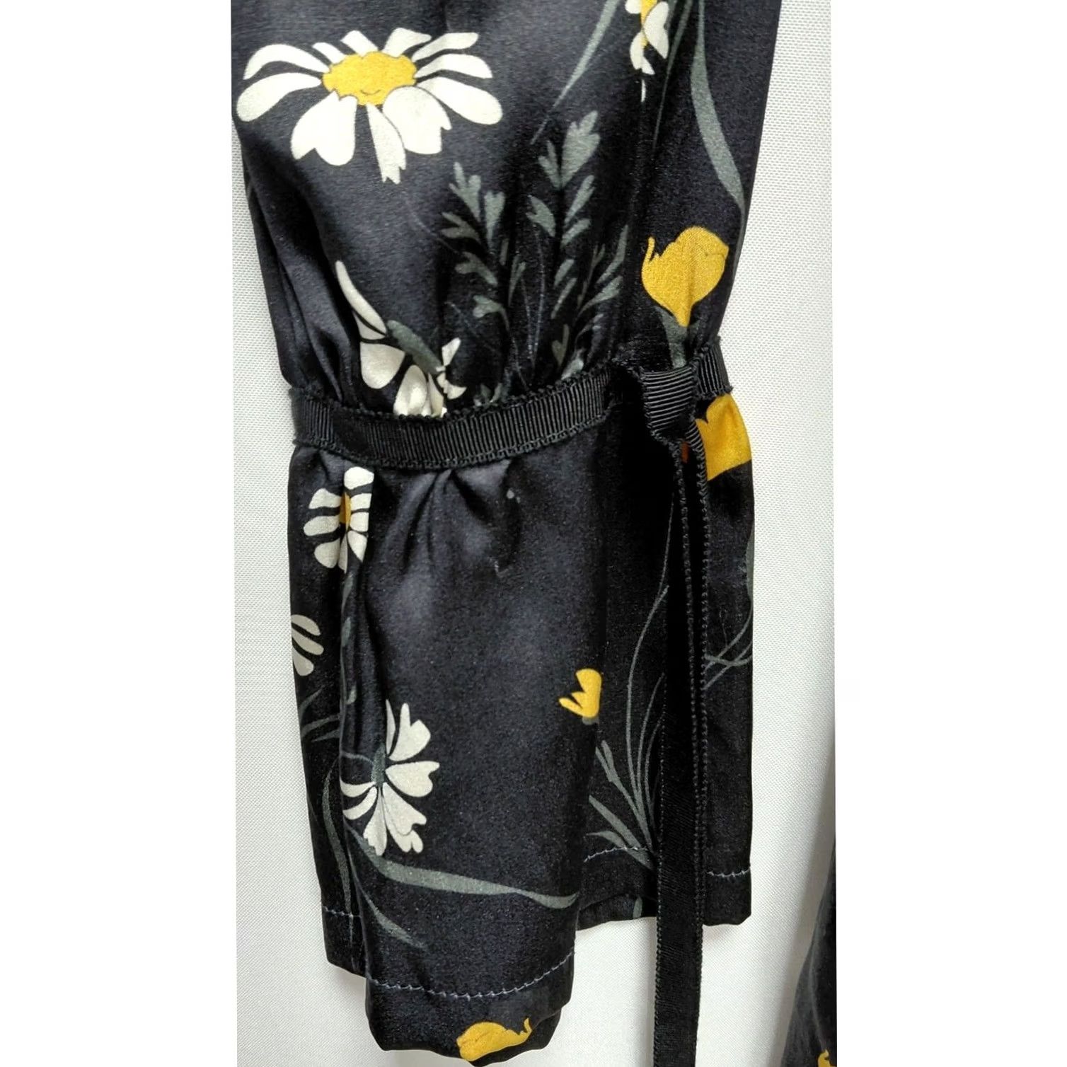 MOTHER Mother of Pearl Silk Dress Black Boat Neck Knee Length Long Sleeve Size M Women’s A-Line Sheath Floral 100% Silk Button Dry Clean Only Girls? Size M / US 6-8 / IT 42-44 - 3 Thumbnail