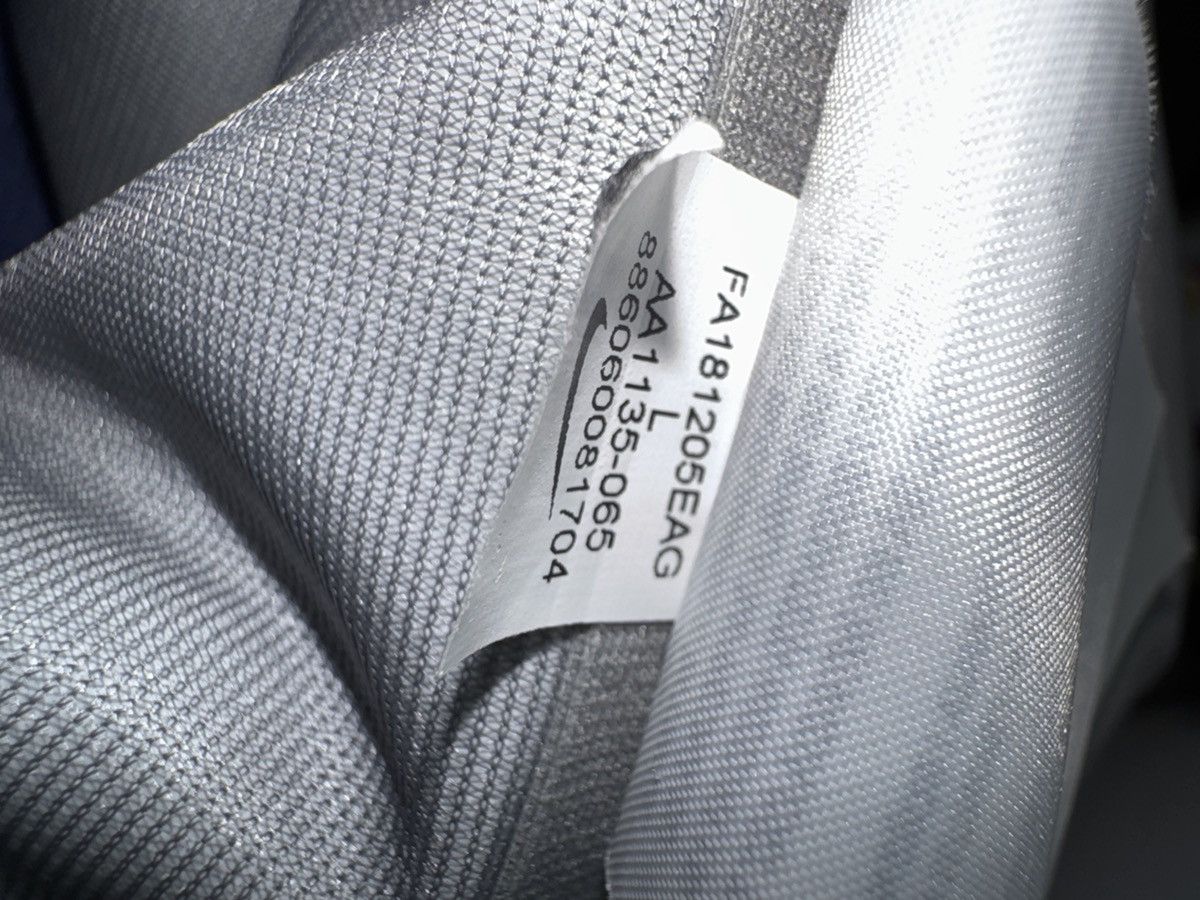 Nike Men’s Nike Lab Collection Wet Reveal Jacket Grey Size US L / EU 52-54 / 3 - 15 Thumbnail
