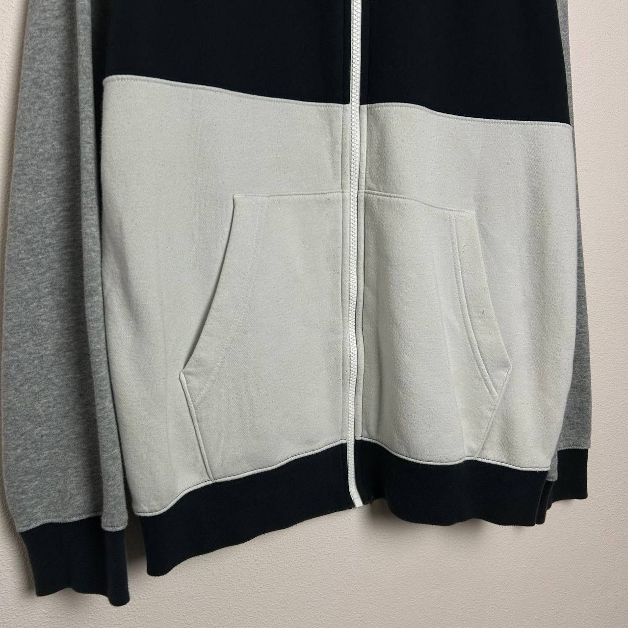 Nike Mens Nike Full Zip Small logo streetwear sweatshirt Size US S / EU 44-46 / 1 - 3 Thumbnail