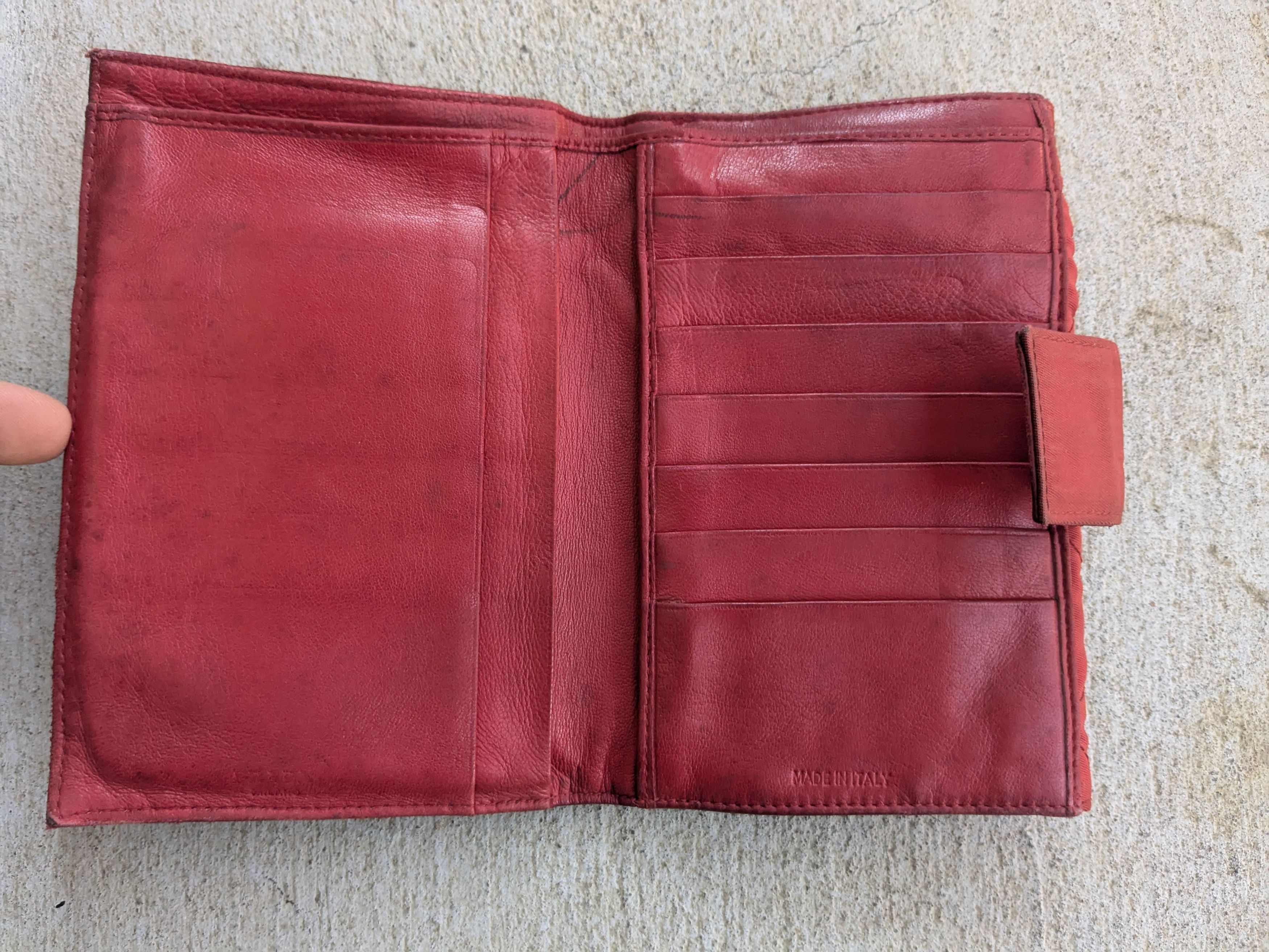 Prada Prada Wallet Red Quilted Nylon Leather Bifold Cardholder Y2K Size ONE SIZE - 11 Thumbnail