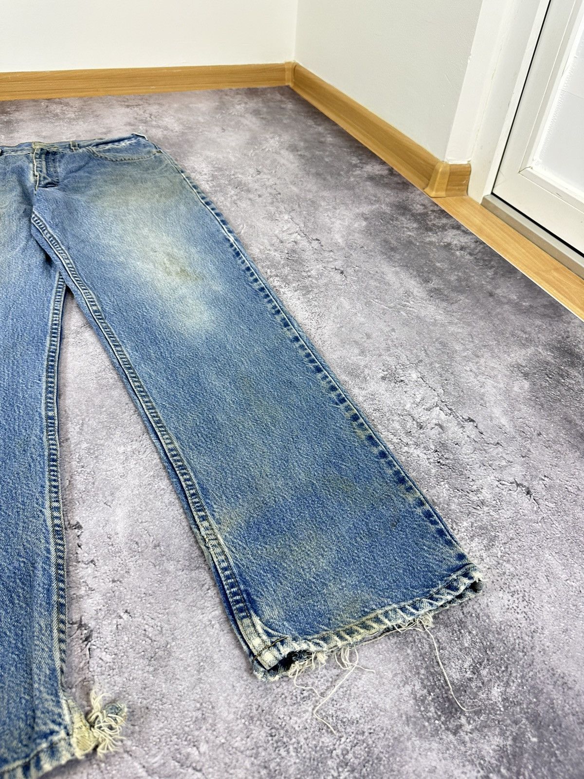 Carhartt Vintage Carhartt Light Blue Distressed Opium USA Work Jeans Size US 34 / EU 50 - 10 Thumbnail