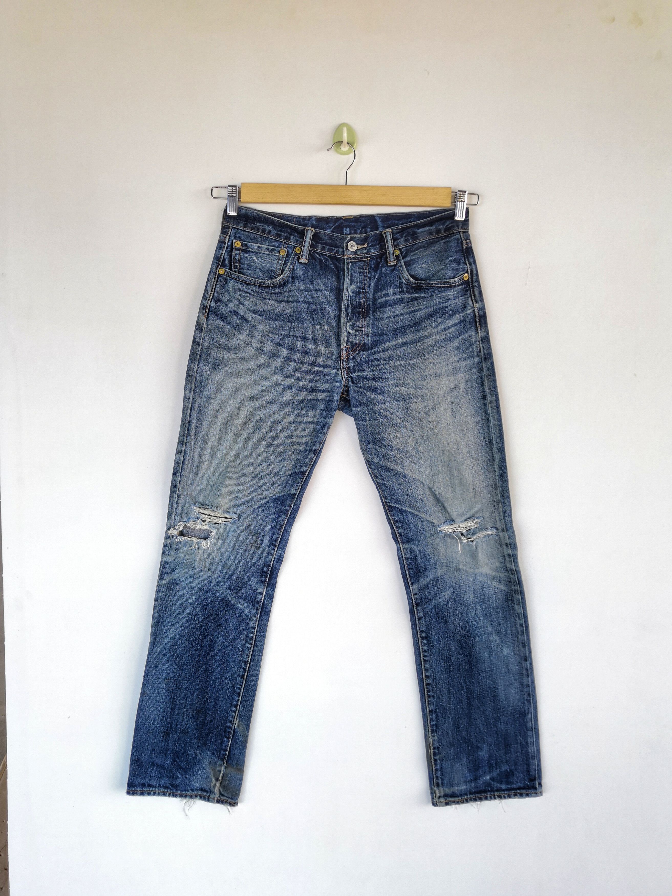Levi's Vintage Levis 501 Denim Levi's 501 Distressed Faded Jeans Size US 32 / EU 48 - 1 Thumbnail