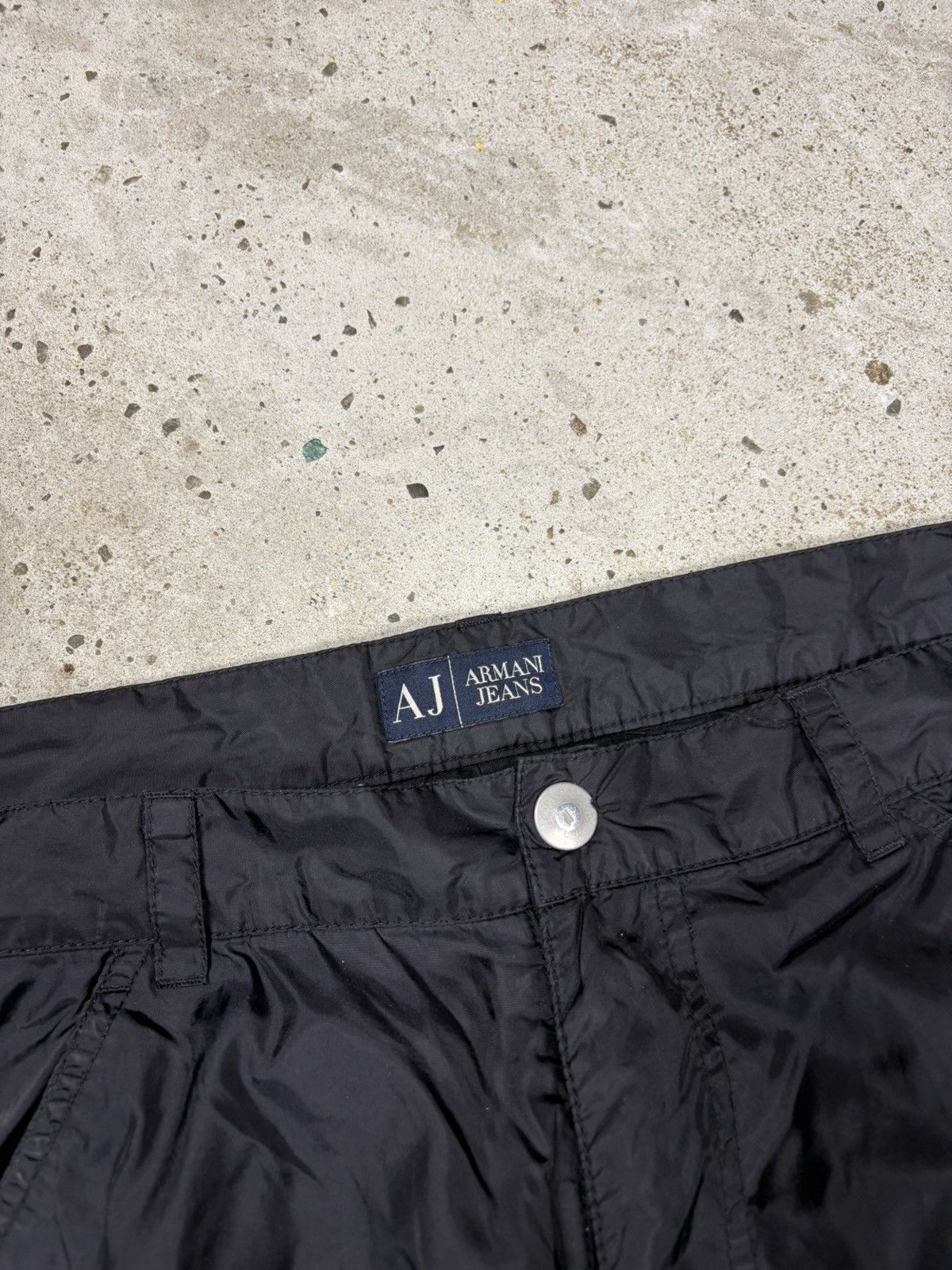 Giorgio Armani 2000s Armani Jeans Black Baggy Full Zip Cargo Track Pants Size US 33 - 10 Thumbnail