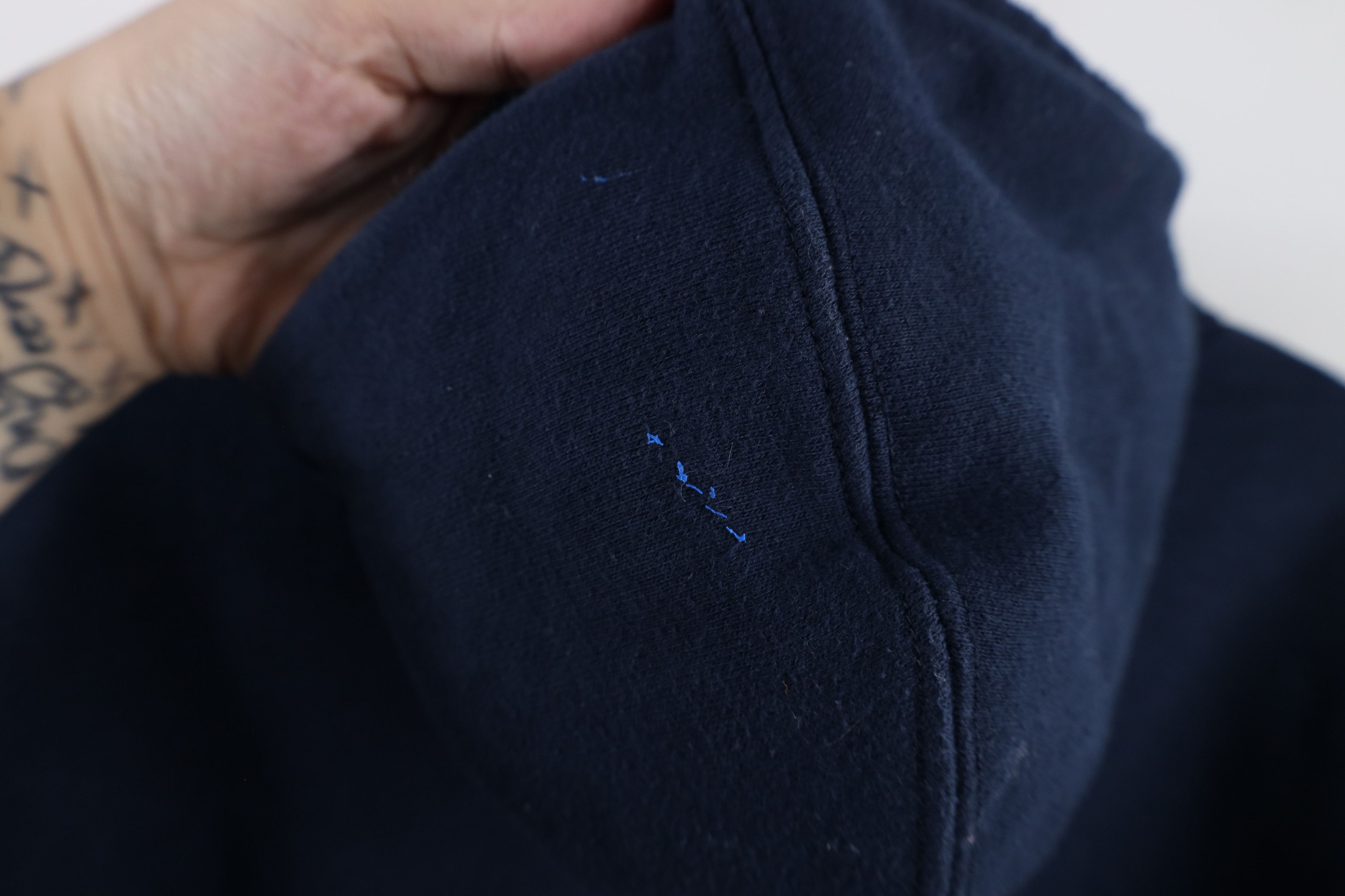 Vintage Vintage 90s Notre Dame University Hoodie Sweatshirt Blue Size US S / EU 44-46 / 1 - 8 Thumbnail
