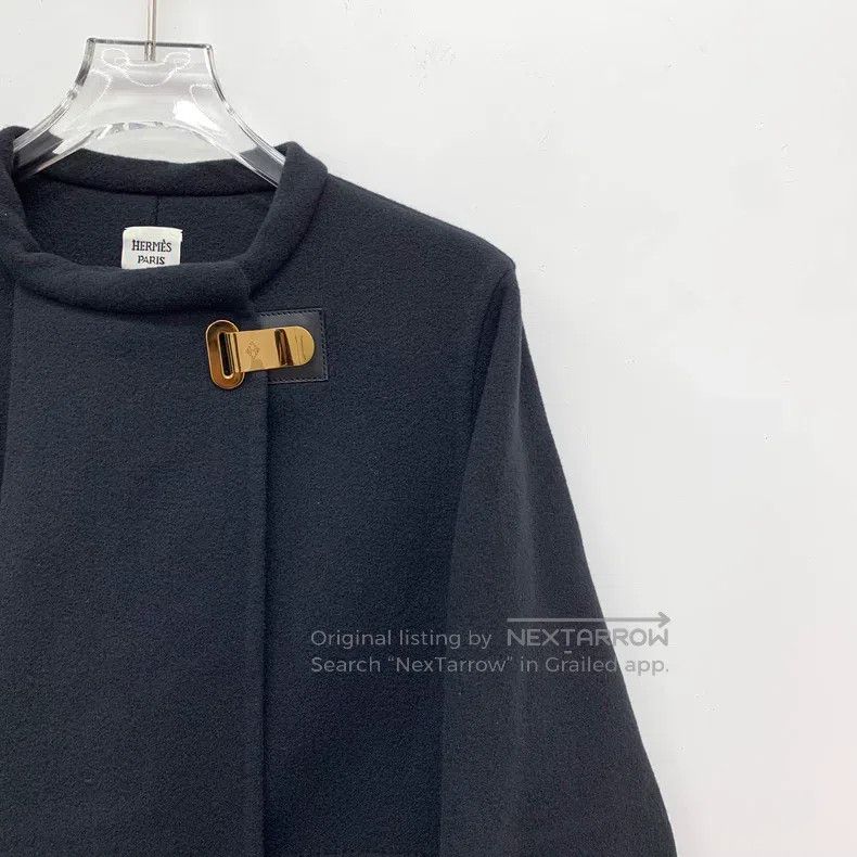 Hermes Hermes Black Round Neck Wool Poncho Jacket Size XS / US 0-2 / IT 36-38 - 3 Thumbnail