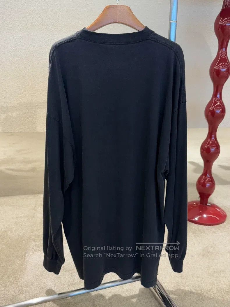 Balenciaga Balenciaga Letter Embroidered Round Neck Long Sleeve Sweat Size US L / EU 52-54 / 3 - 2 Thumbnail