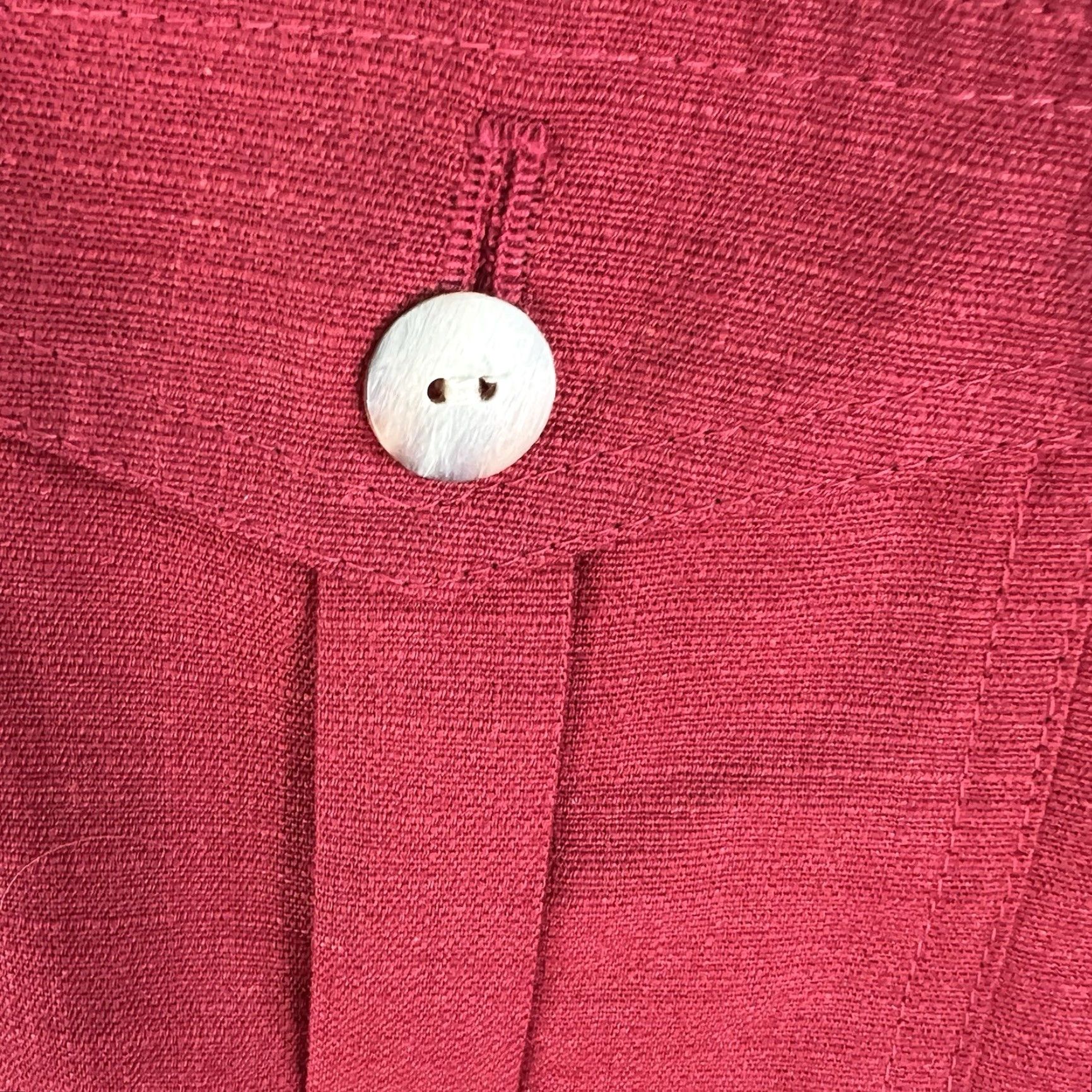Pendleton VINTAGE Pendleton Button-Up Shirt Women's Size 14 Red Short Sleeve Lined Linen Rayon Blend Size 36" / US 14 / IT 50 - 3 Thumbnail