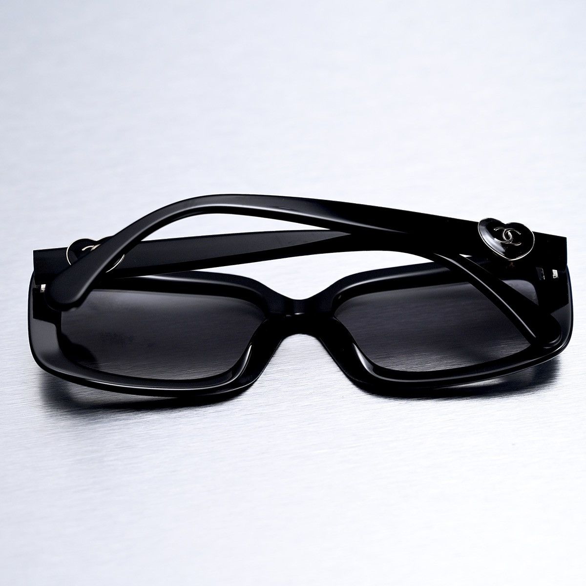 Chanel CHANEL 0CH5520 C622S8 SUNGLASSES Size ONE SIZE - 8 Thumbnail