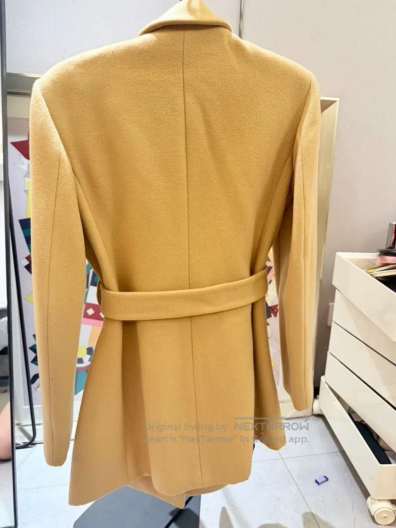 Versace Versace Waist cinched women's wool coat Size S / US 4 / IT 40 - 6 Thumbnail