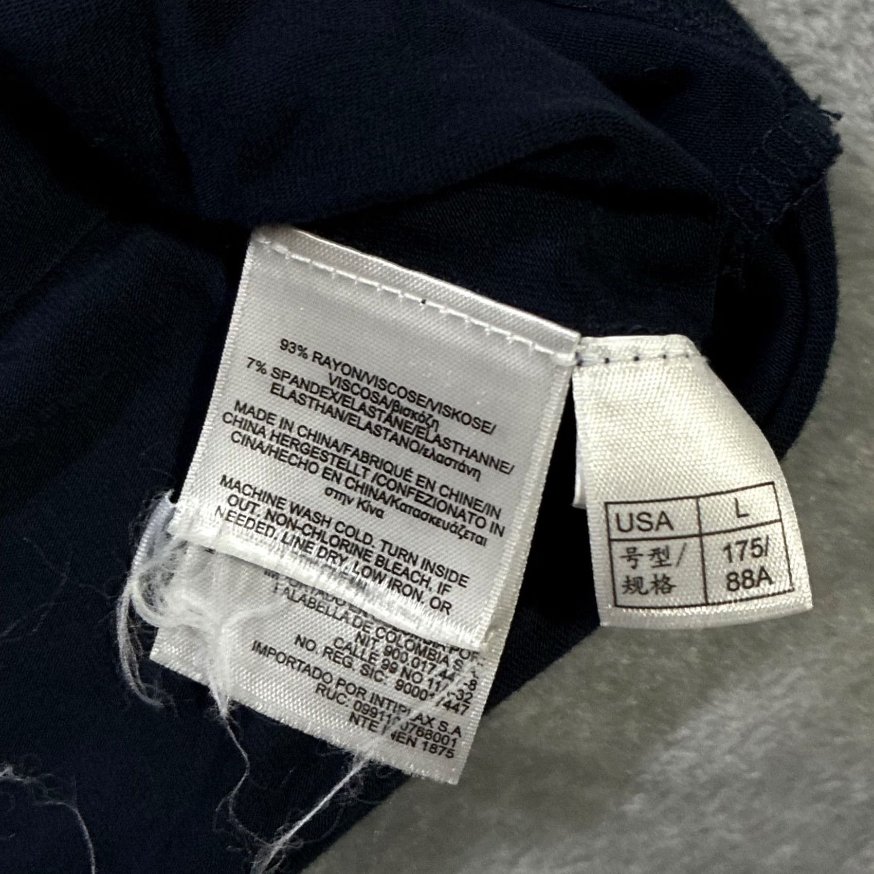 Brooks Brothers Brooks Brothers Red Fleece Navy Blue Scoop Neck Shirt L Rayon Blend Women's Size L / US 10 / IT 46 - 5 Thumbnail