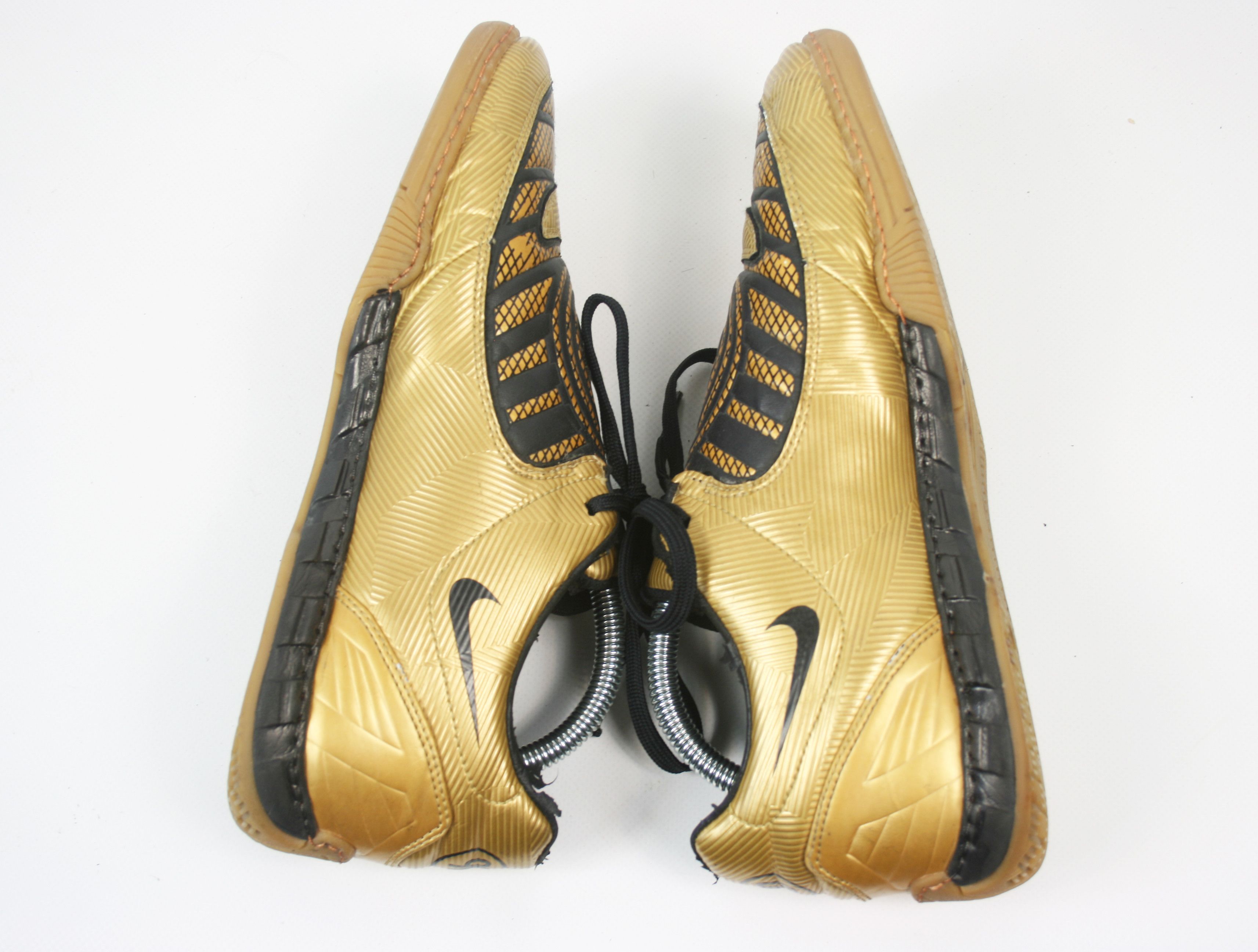 Nike 2008 Total 90 Shoot Li Lc Low Football Sneakers Vintage Size US 9 / EU 42 - 7 Thumbnail