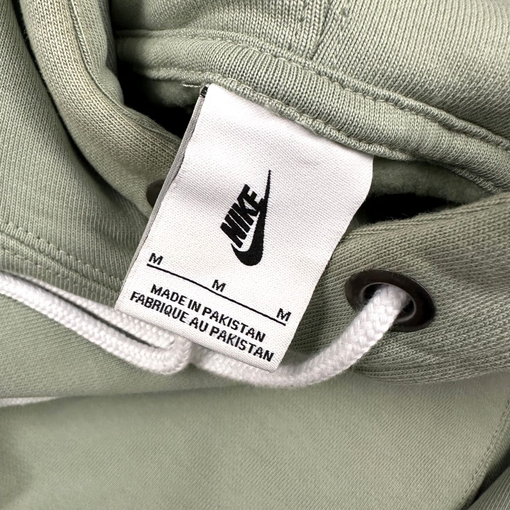Nike Nike Hoodie Mens Medium Green Heavyweight Pullover Sweatshirt Hoodie Pockets Logo Swoosh Sports Sweatshirt Size US M / EU 48-50 / 2 - 5 Thumbnail