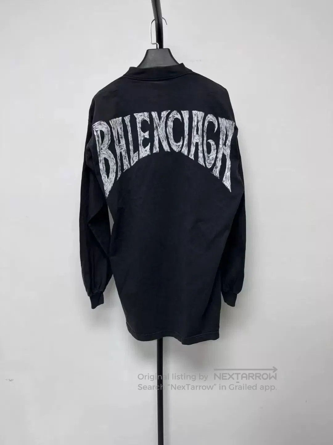 Balenciaga balenciaga paris graphic long sleeve t-shirt. Size US XS / EU 42 / 0 - 3 Thumbnail