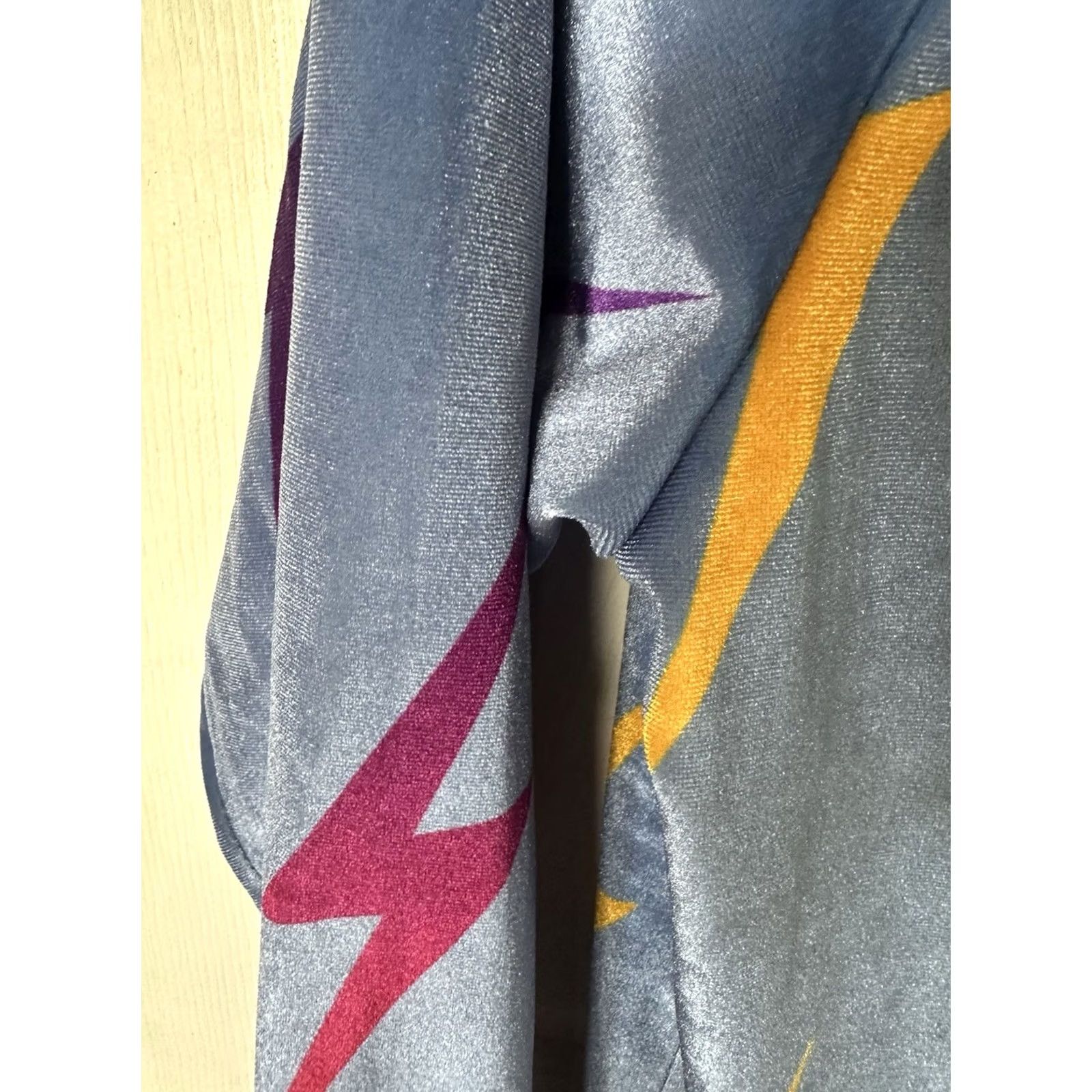 Aviator Nation Aviator Nation Sweatshirt Velvet Lightning Bolt Blue M Raglan Long Sleeve Crew Neck NWT Unisex Adults Designer Pullover Shirt Women’s Men’s Size M / US 6-8 / IT 42-44 - 7 Thumbnail