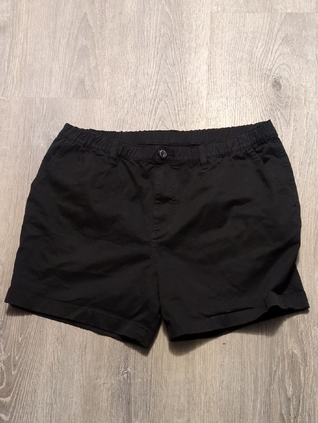 Chubbies Chubbies Black Shorts Size XL Size US 33 - 1 Thumbnail