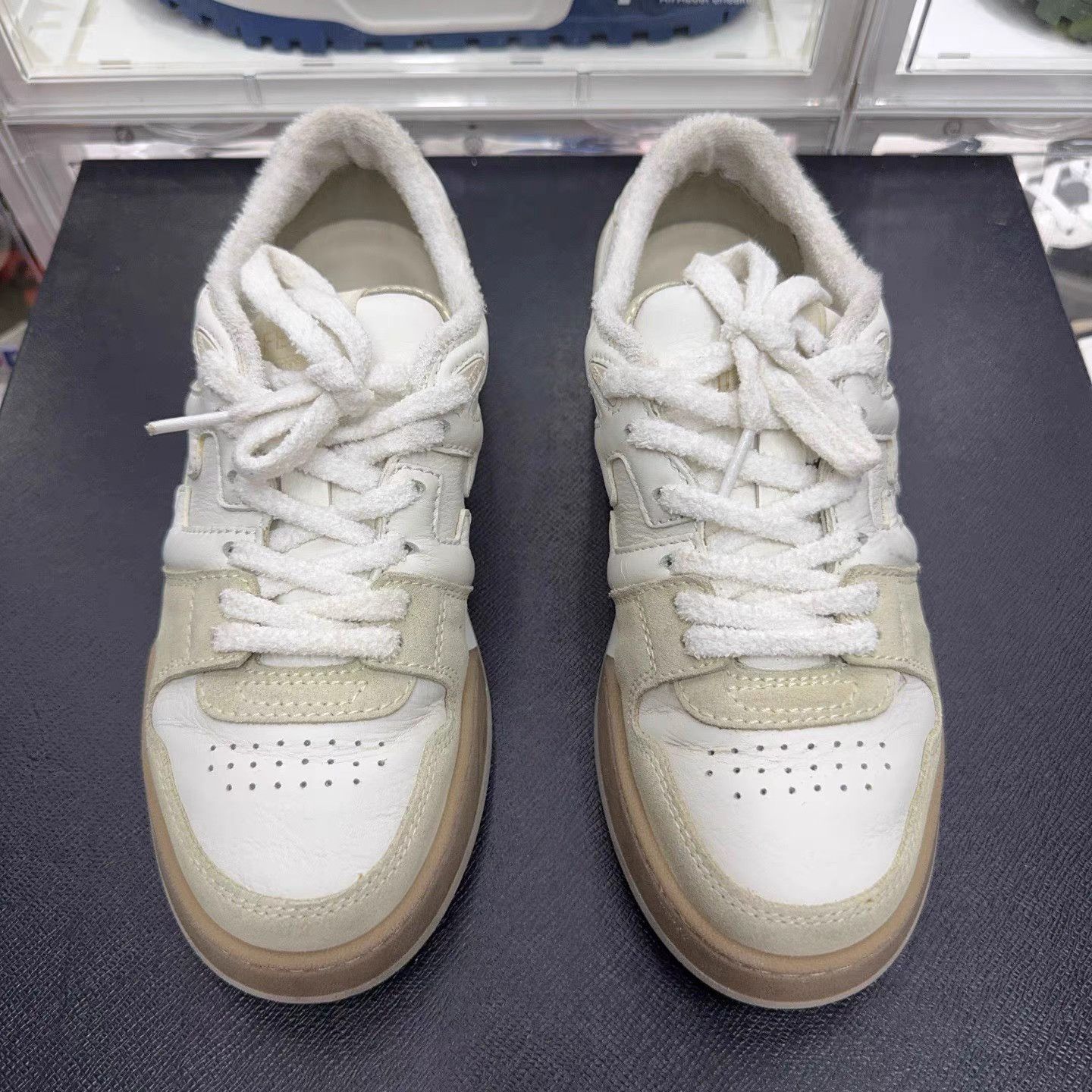 Fendi FENDI Embossed Lace-Up Sneakers Size US 7 / EU 40 - 2 Thumbnail