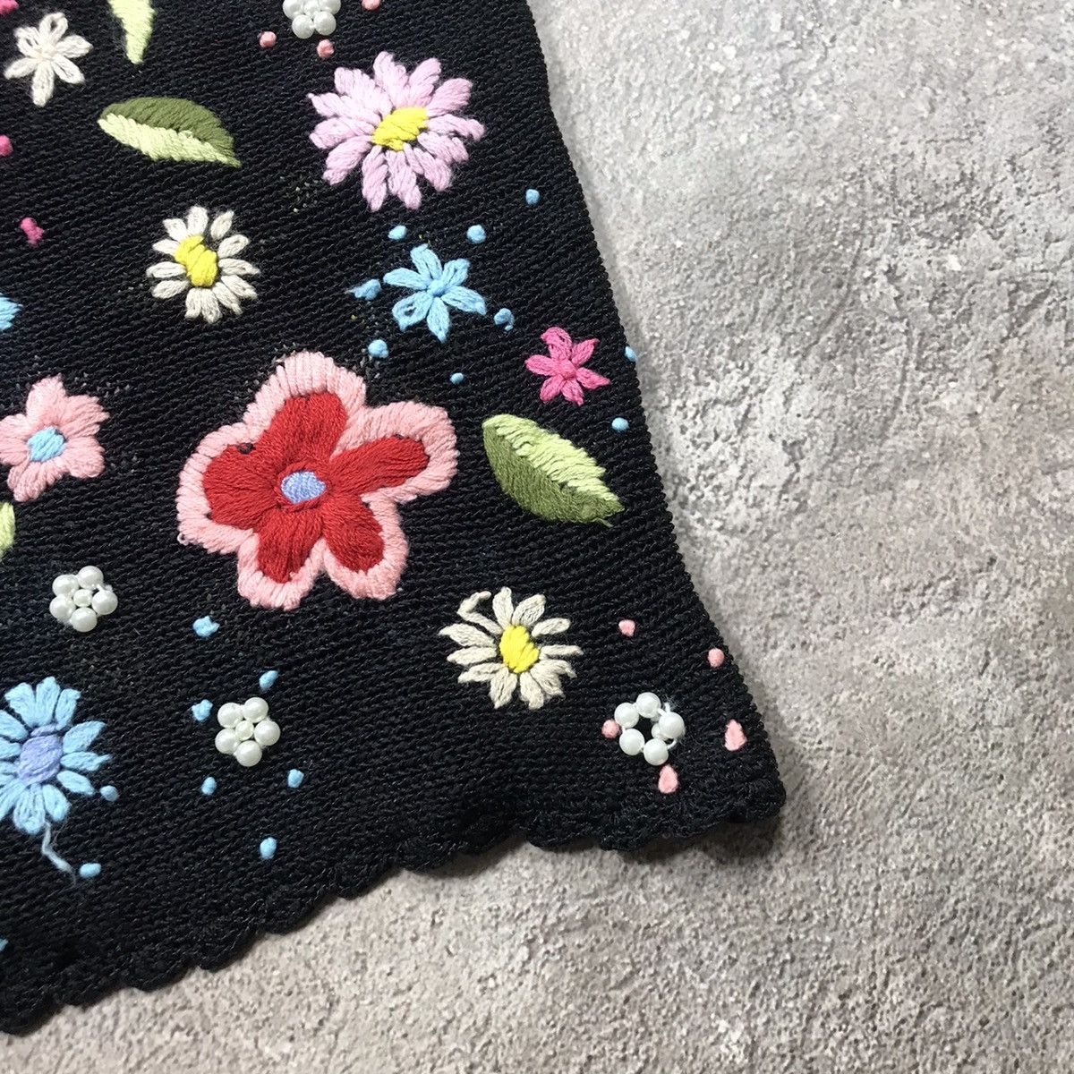 Vintage Vintage Y2K Floral Embroidered Mesh Tank Top Rave Indie S Size S / US 4 / IT 40 - 5 Thumbnail