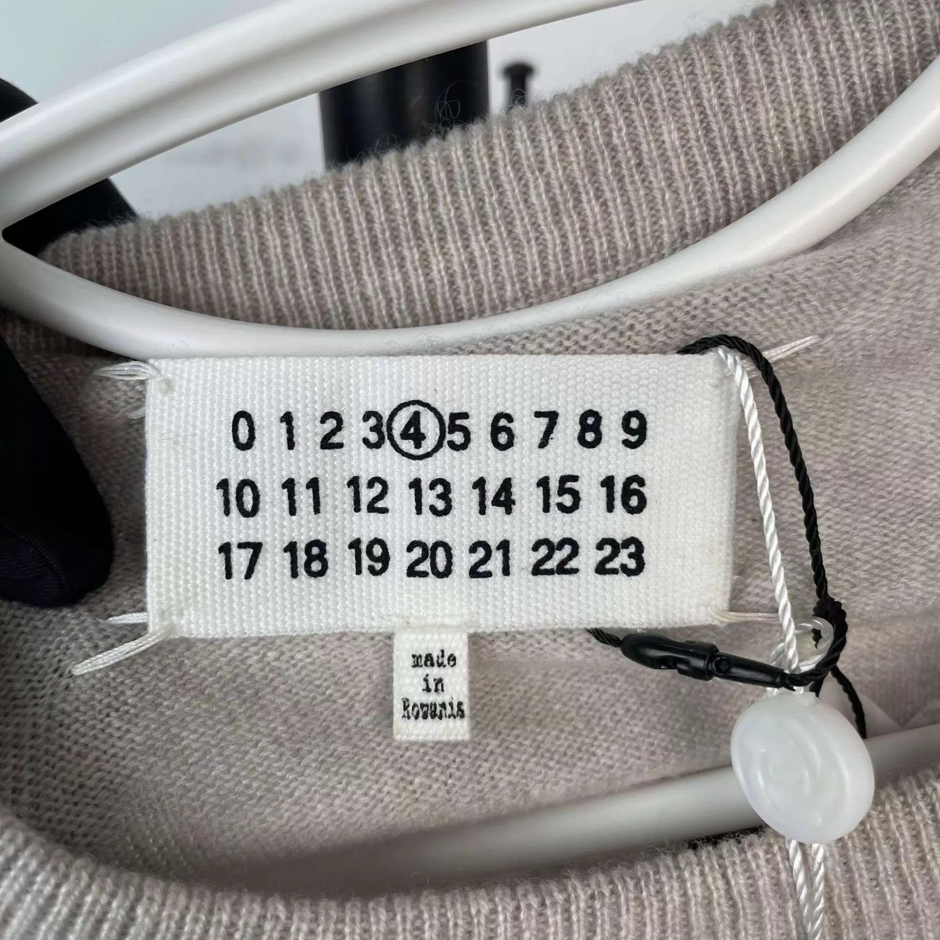 Maison Margiela Maison Margiela cashmere sweater XS gray 98 new Size XS / US 0-2 / IT 36-38 - 4 Thumbnail