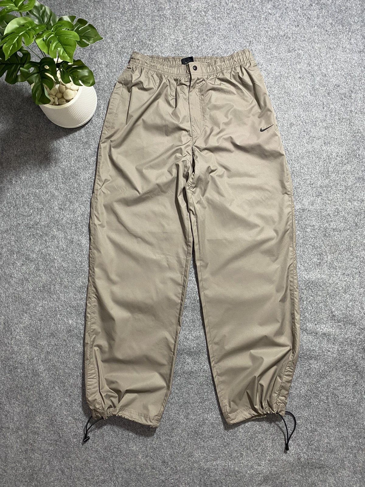 Nike × Vintage 2 item Nike Brown Pants Nylon 00s Swoosh Size US 36 / EU 52 - 15 Thumbnail