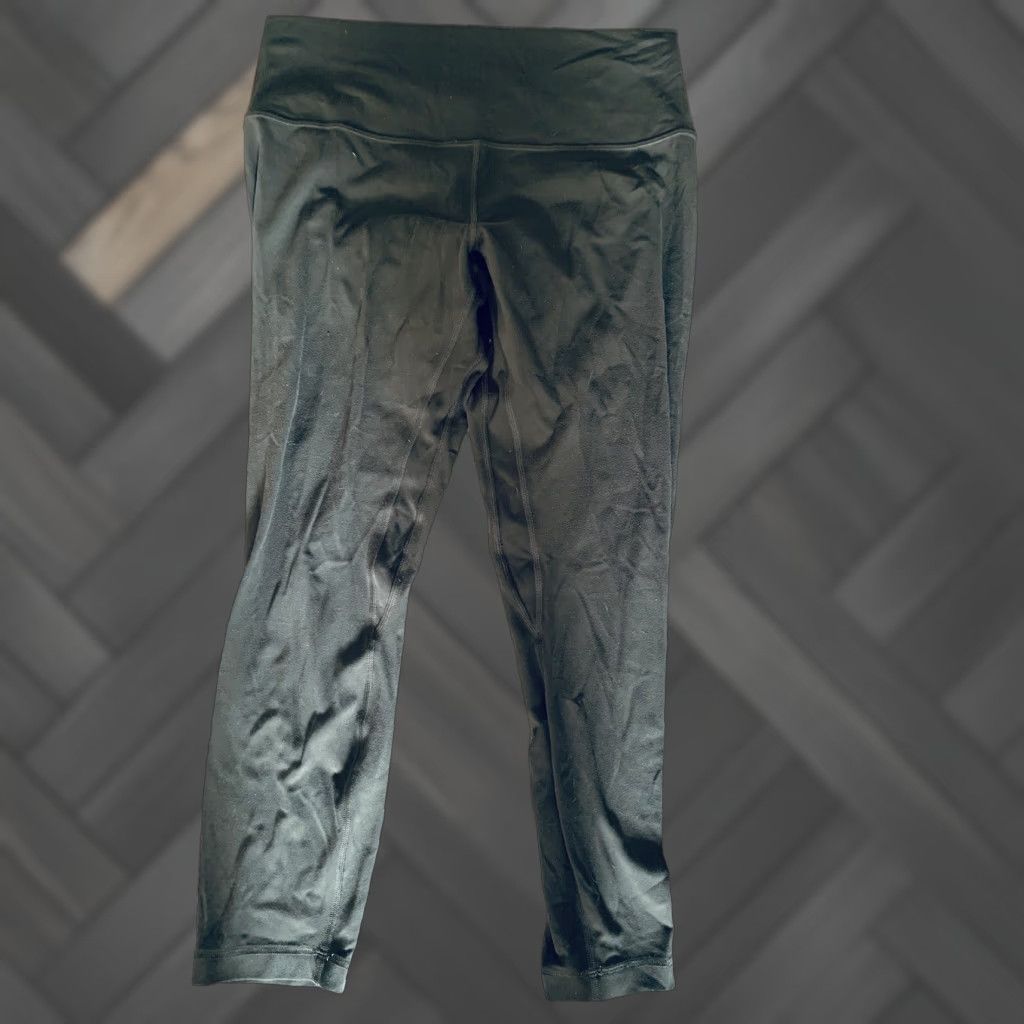 Lululemon Lululemon Leggings Women Size 12 Forest Green Capri Leggings Compression Activewear Pull On Size 34" / US 12 / IT 48 - 1 Thumbnail