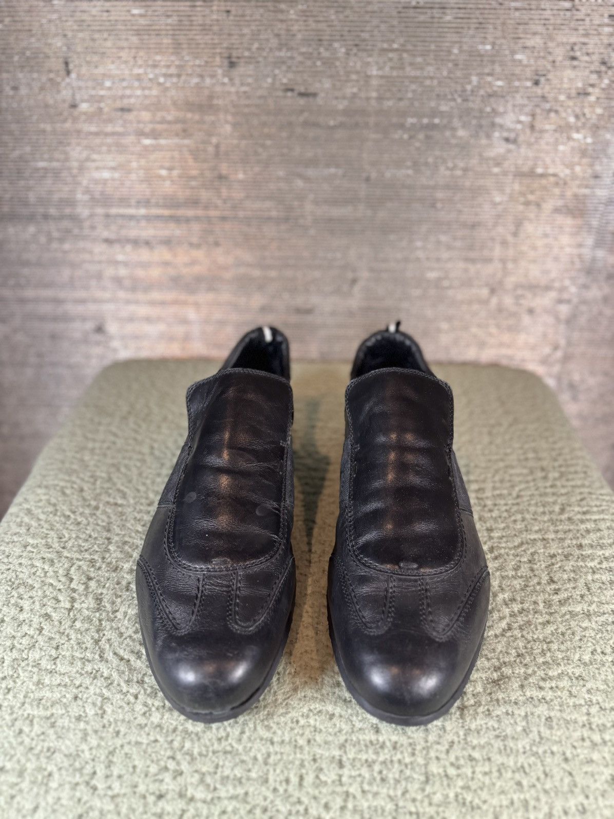 Gucci Gucci Leather Slip on Sneakers Size US 10.5 / EU 43-44 - 2 Thumbnail