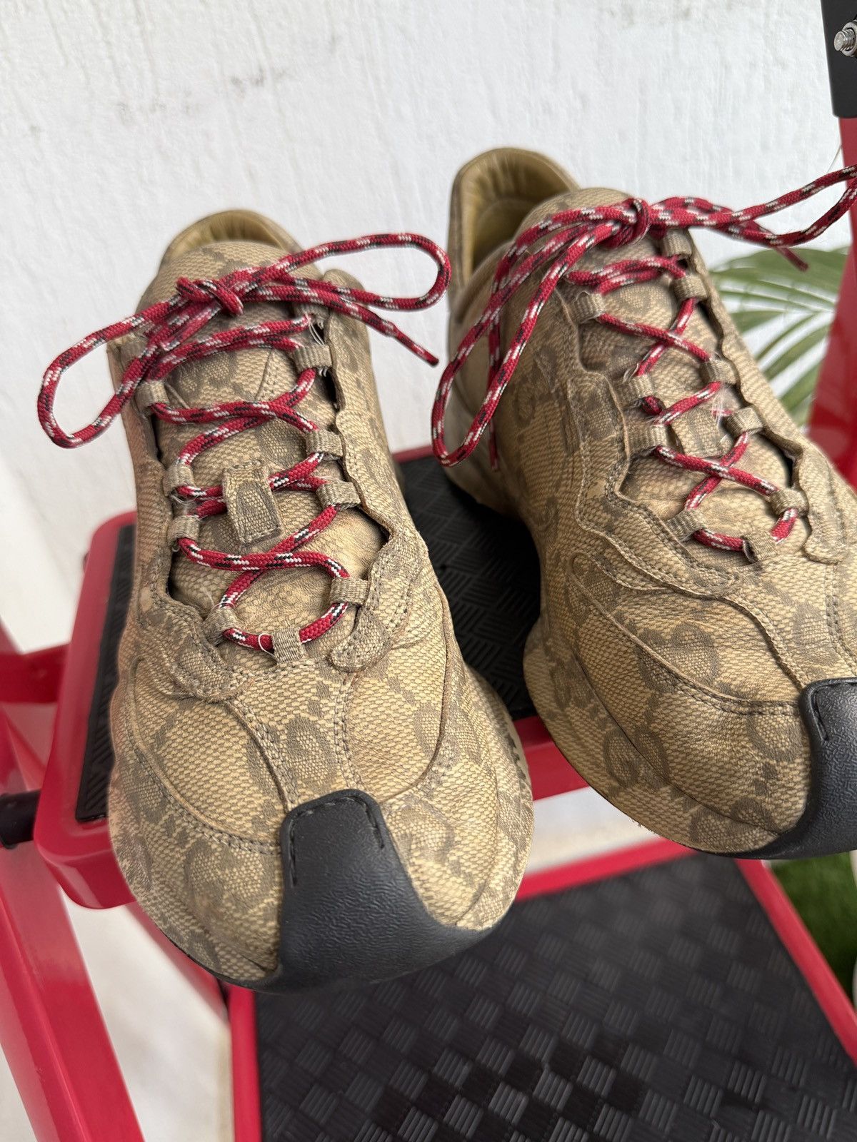 Gucci Gg monogram Run sneaker Size US 9.5 / EU 42-43 - 7 Thumbnail