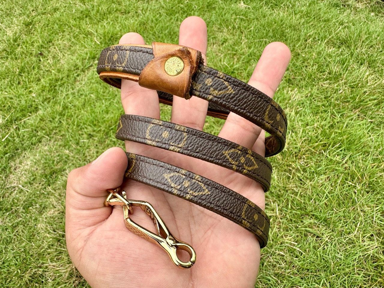 Authentic Louis Vuitton Monogram Canvas Pet Leash