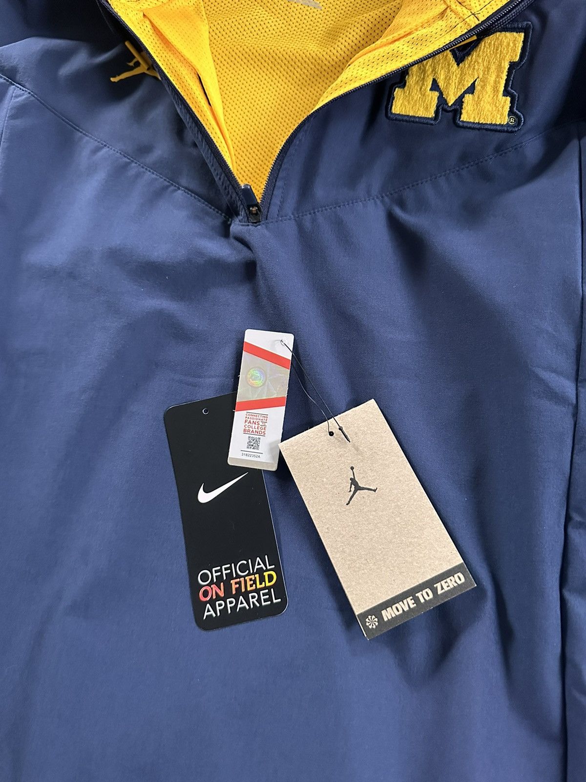 Jordan Brand Player exclusive University of Michigan hoodie Size US M / EU 48-50 / 2 - 9 Thumbnail