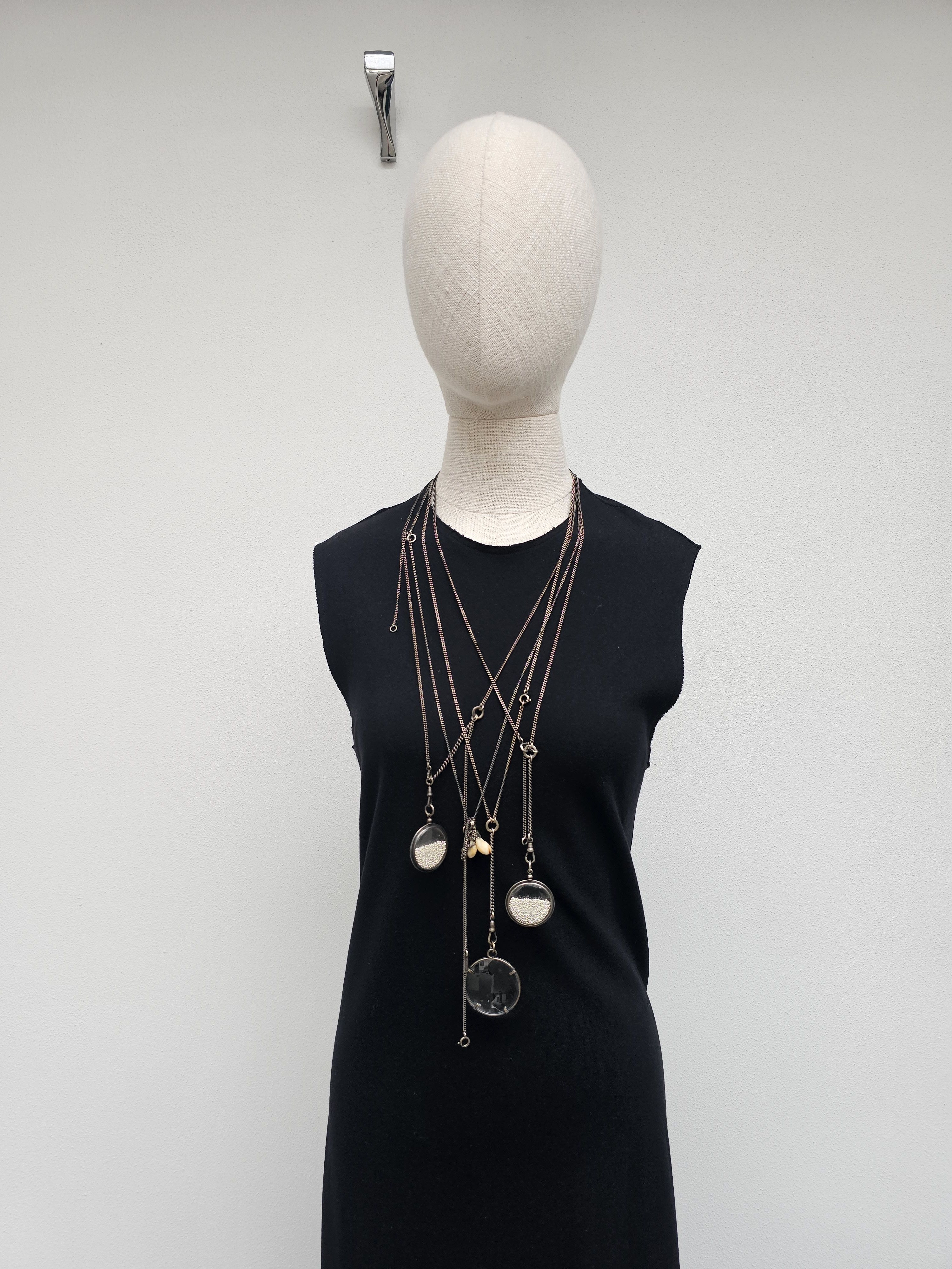 【関税・送料込み】Ann Demeulemeester necklace S925 & pouch Ann Demeulemeester Silver Necklace with Ostrich Feather
