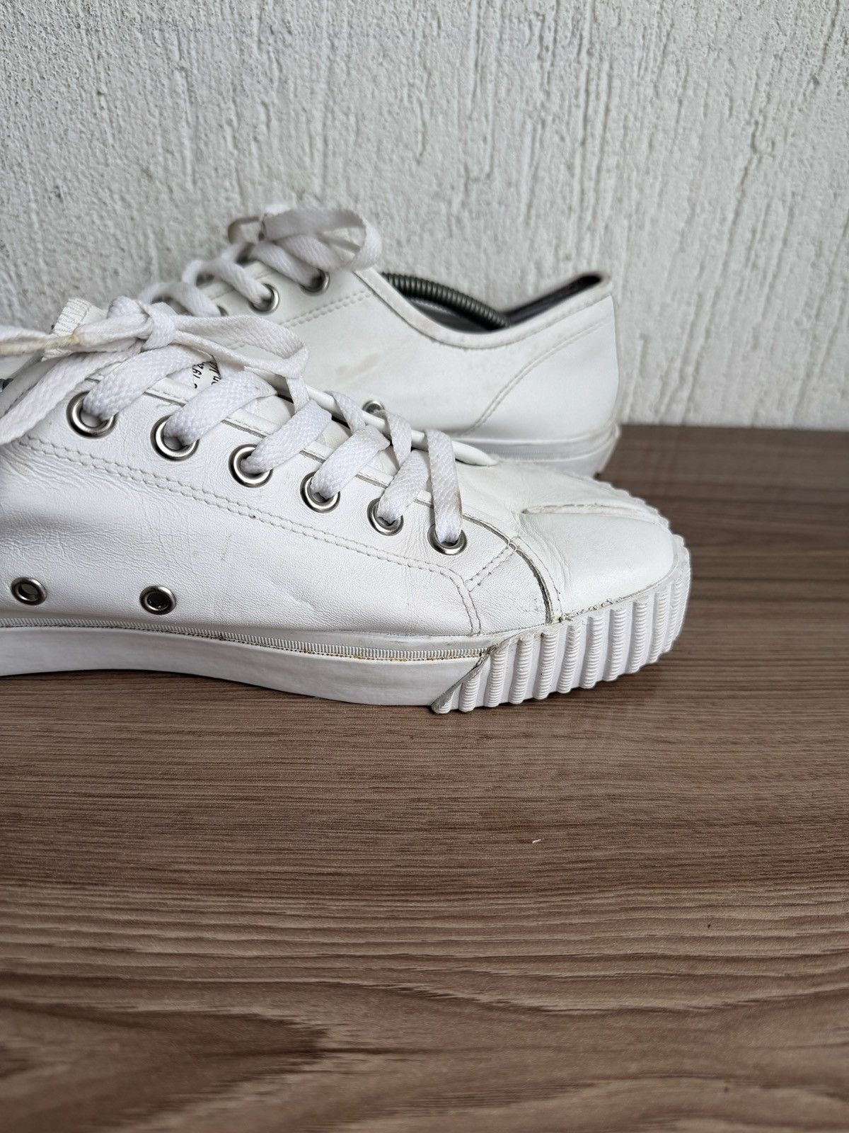 Maison Margiela 🫆tabi leather sneakers Size US 10.5 / EU 43-44 - 18 Thumbnail