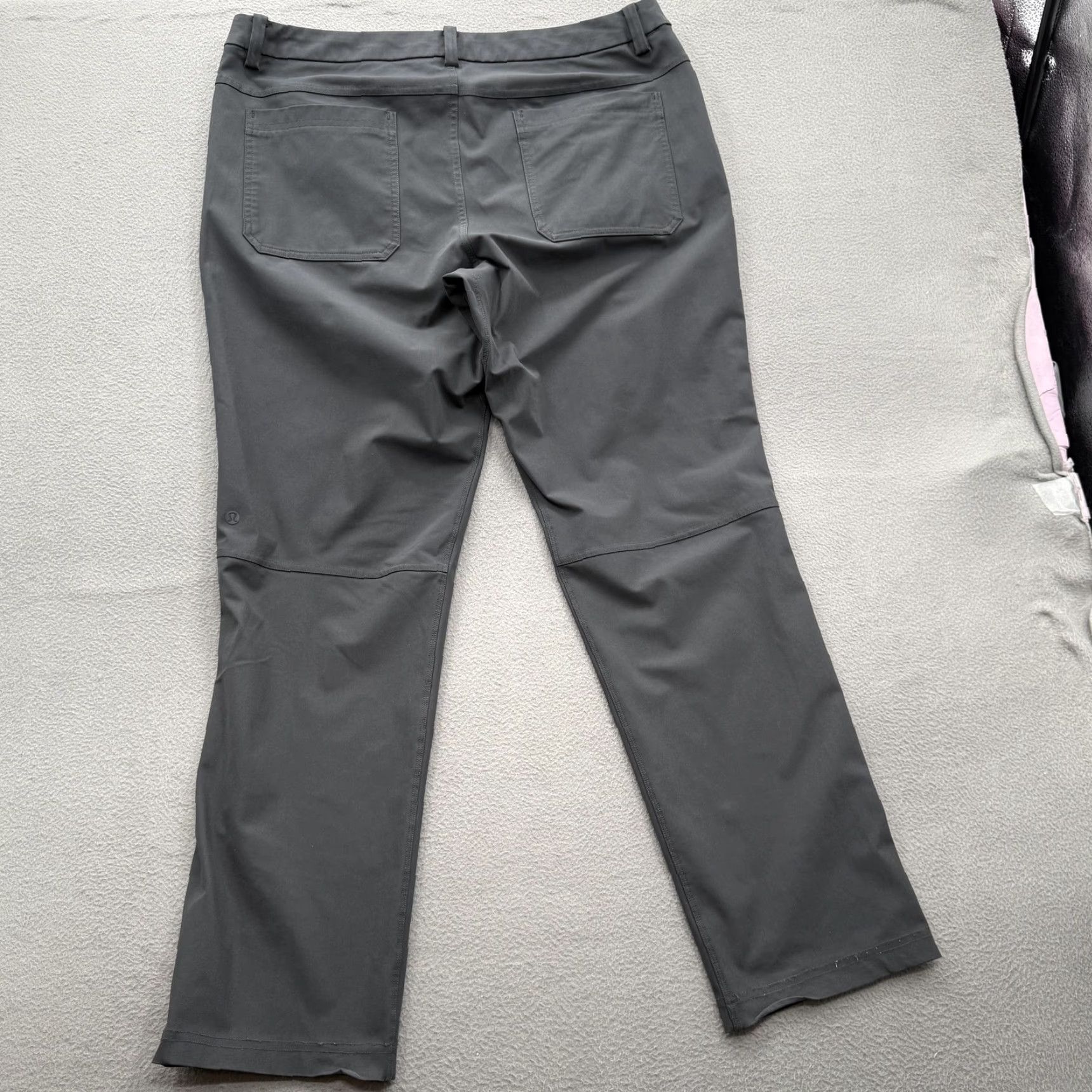Lululemon Lululemon Pants Mens Gray Khakis Five Pocket Performance Straight Leg 36 29 Regular Size M Waist 36 Inseam 29 Size US 36 / EU 52 - 2 Thumbnail