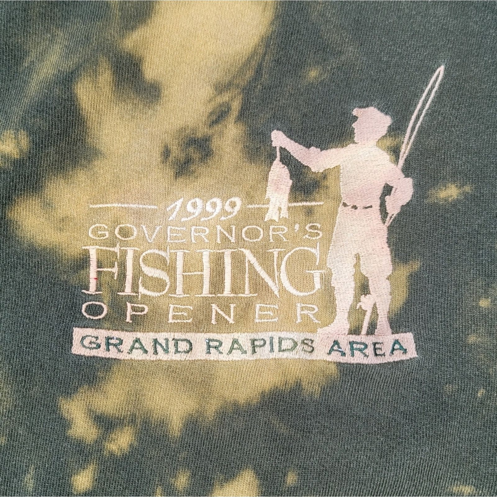 Gildan Vtg 1999 Governor's Fishing Opener Bleach-dyed Sweatshirt Size US XXL / EU 58 / 5 - 3 Thumbnail