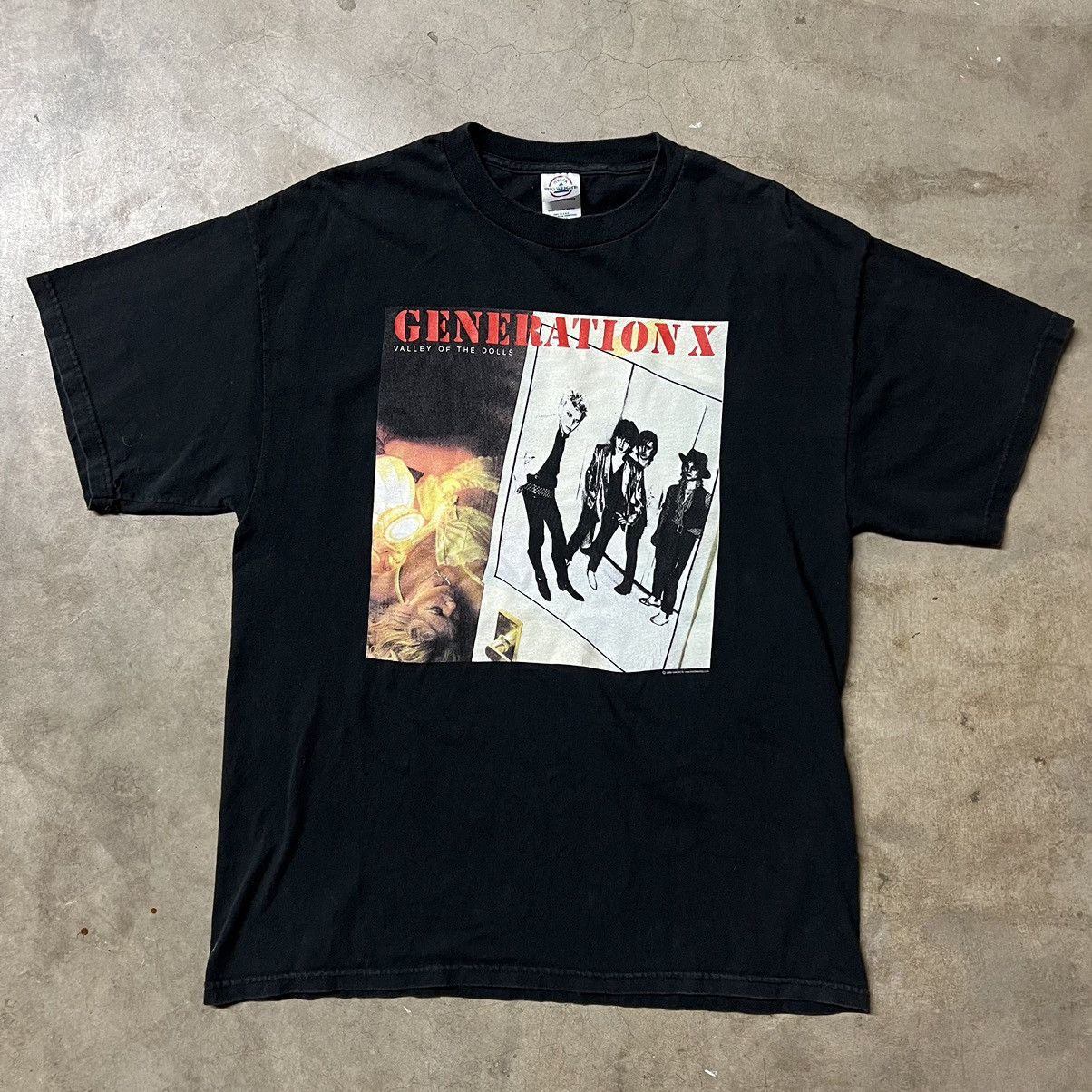 Band Tees × Vintage Vintage 2005 Generation X Valley Of The Dolls Band T-Shirt Size US L / EU 52-54 / 3 - 1 Thumbnail