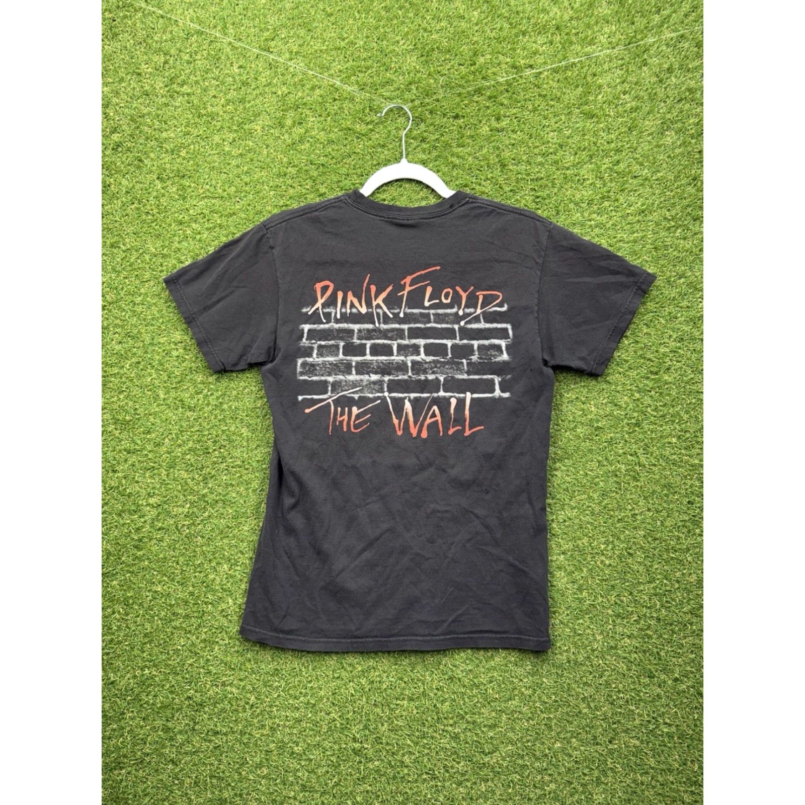 Vintage Pink Floyd The Wall Shirt Mens Small Band Tee Graphic Print Grunge Punk Music Size US S / EU 44-46 / 1 - 2 Thumbnail