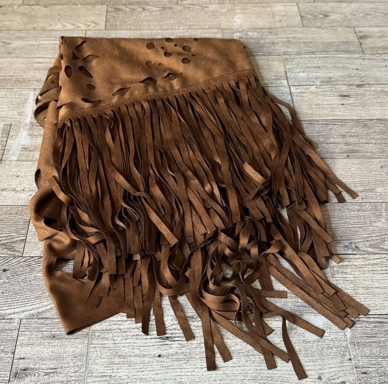 Vintage Retro Contempo, Starburst Faux Suede, Oversized Fringe Shawl Size ONE SIZE - 9 Thumbnail