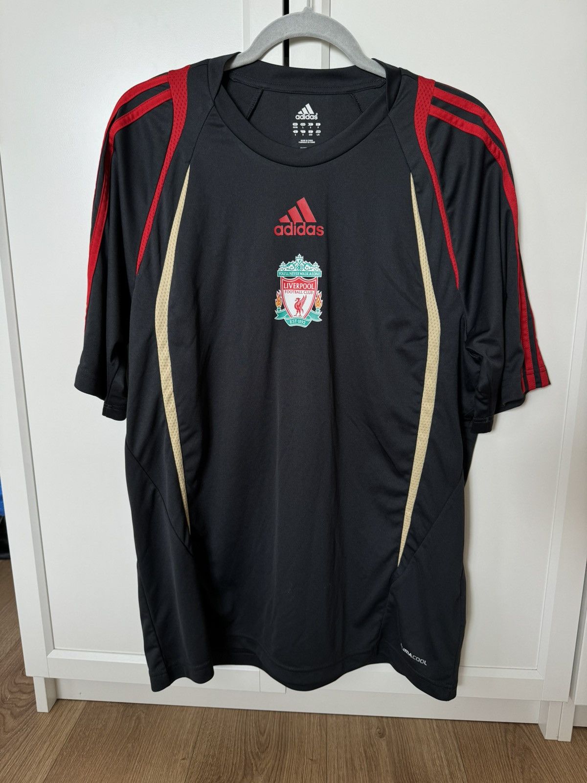 Adidas Liverpool Adidas jersey 2009 vintage rare Size US L / EU 52-54 / 3 - 1 Thumbnail