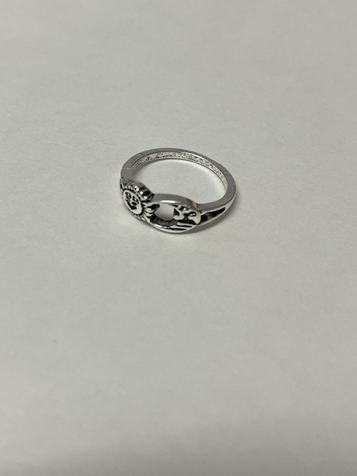 Vintage Silver vintage style sun and moon ring Size ONE SIZE - 1 Thumbnail