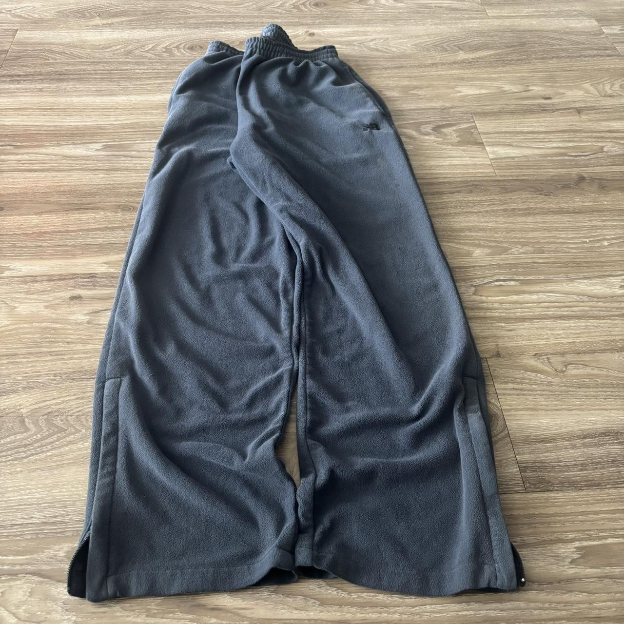 Japanese Brand Crazy Vintage Y2K/2000s Baggy Navy Blue New Balance Fleece Essential Sweatpants! Size M Size US 32 / EU 48 - 3 Thumbnail