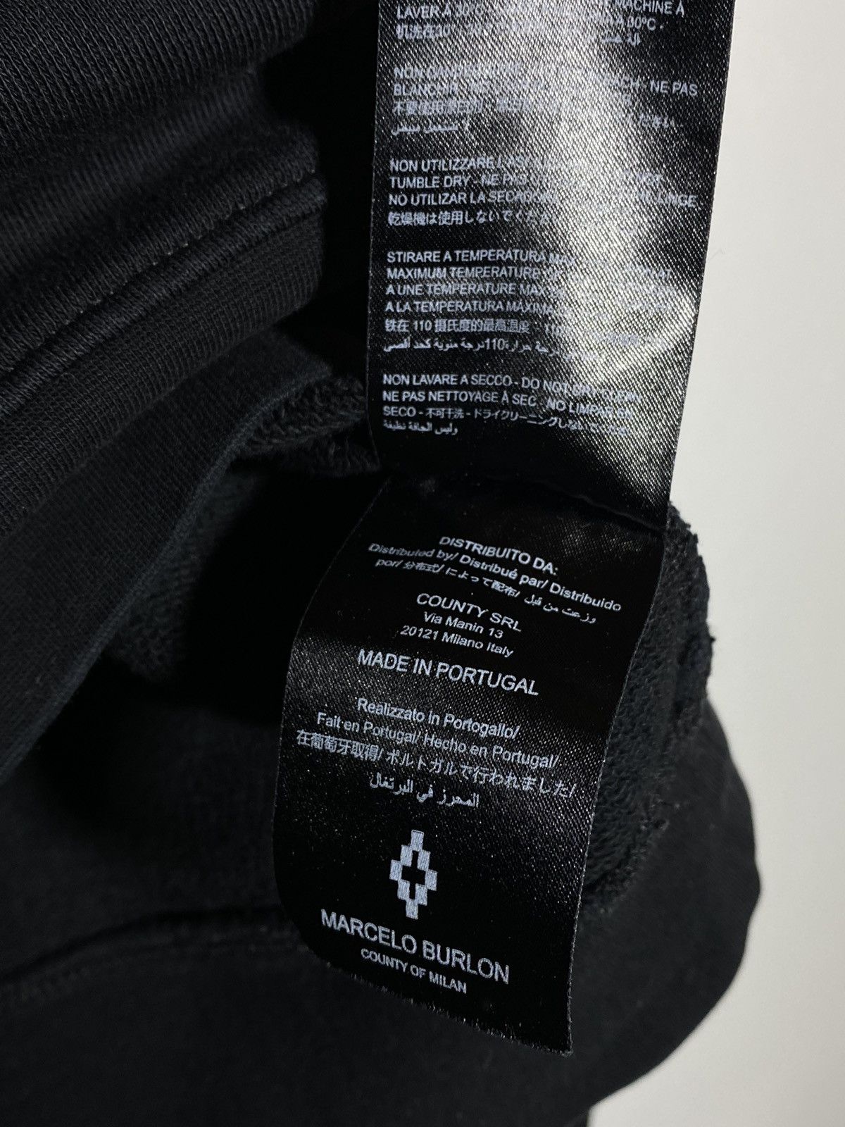 Marcelo Burlon Marcelo Burlon authentic black skull logo print sweatshirt Size US XL / EU 56 / 4 - 15 Thumbnail