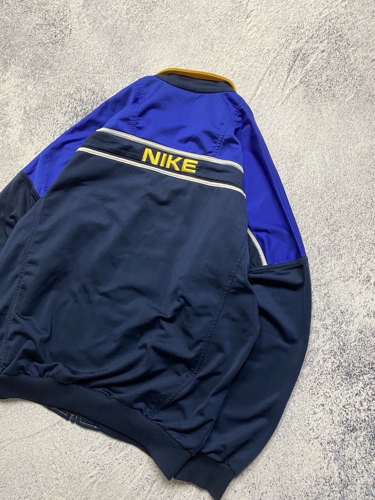 Nike × Vintage Vintage Nike Track Jacket Swoosh Embroidered Logo Y2K 90’s Size US M / EU 48-50 / 2 - 7 Thumbnail
