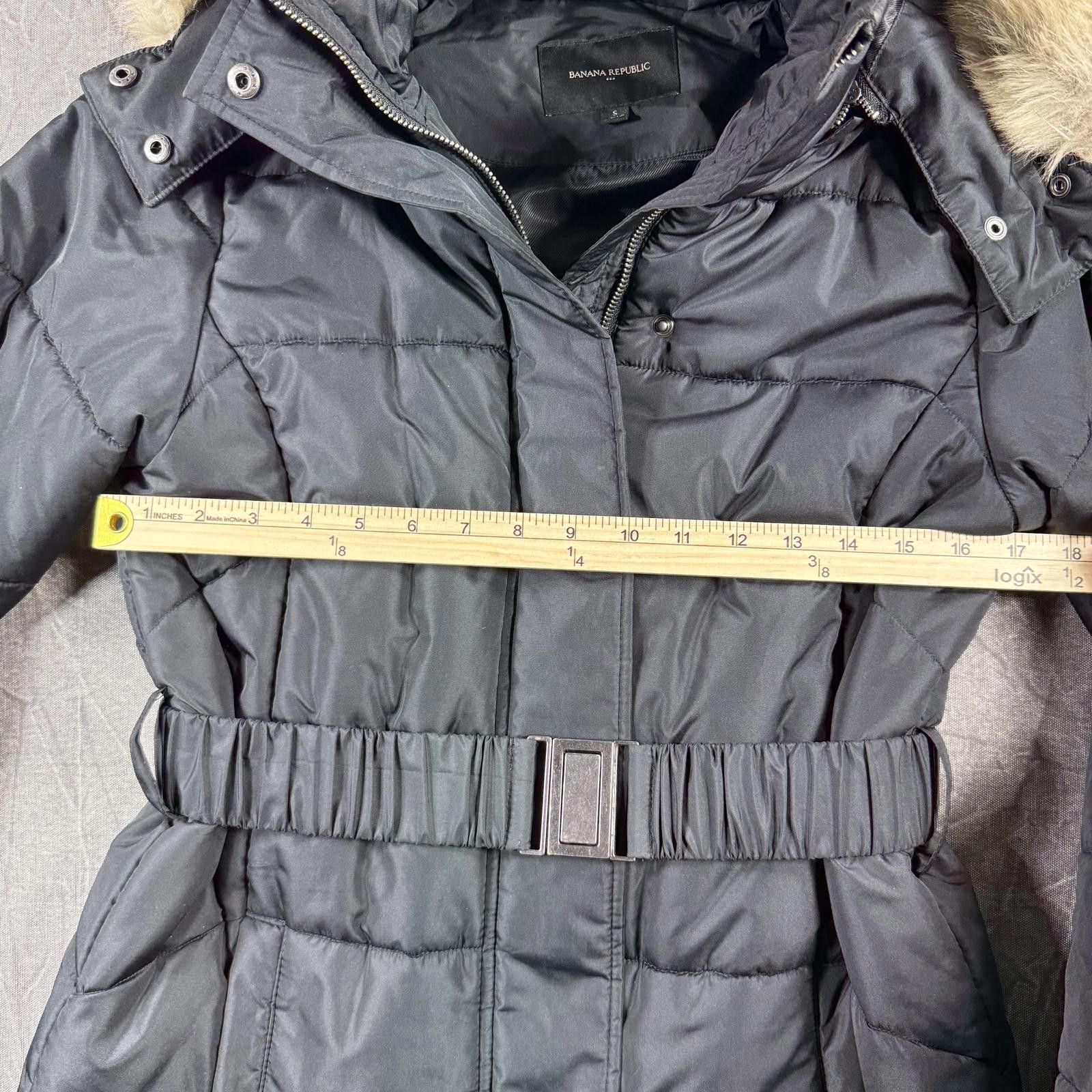 Banana Republic Banana Republic Jacket Women's S Black Puffer Faux Fur Size S / US 4 / IT 40 - 4 Thumbnail