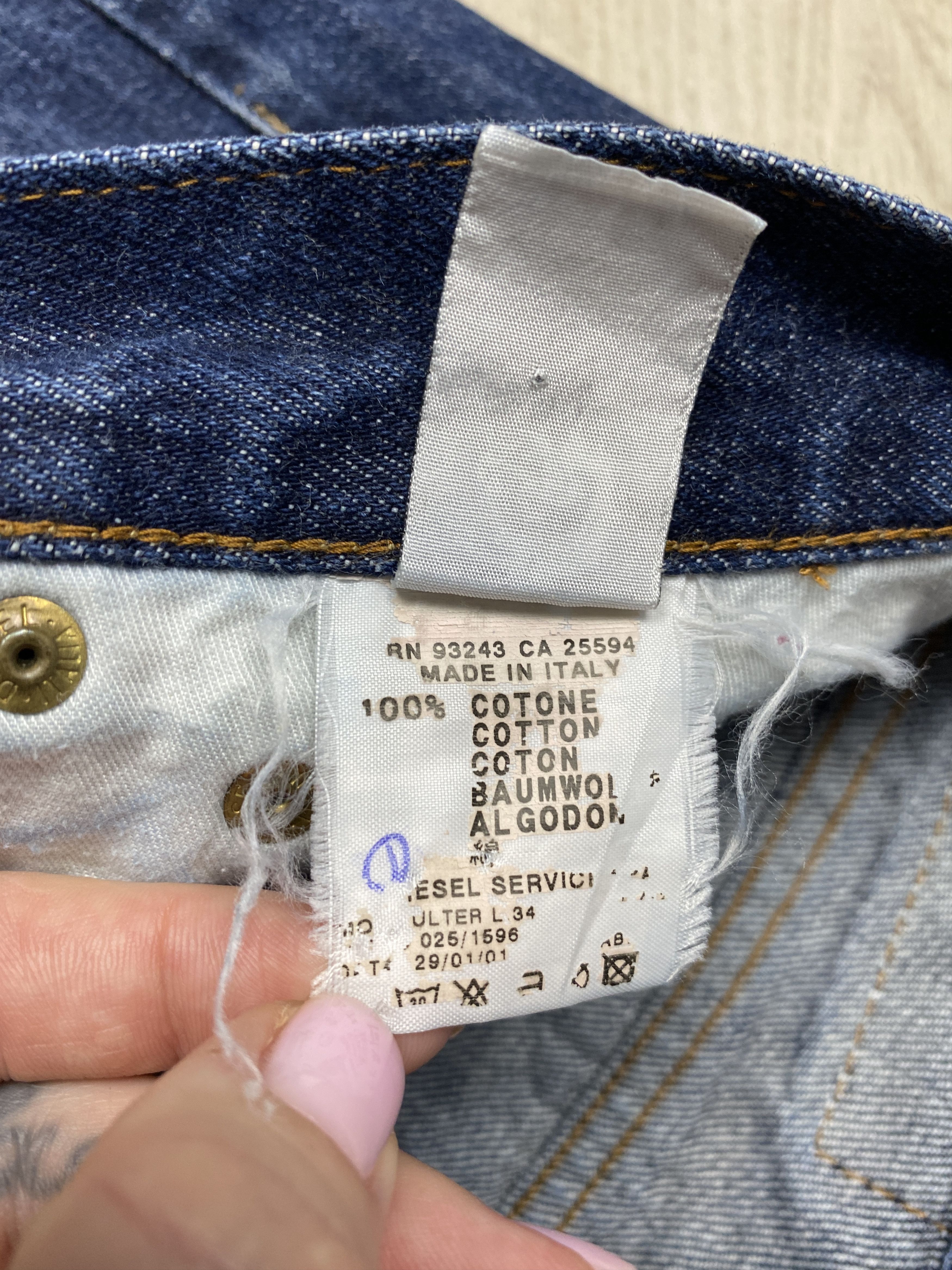 Diesel × Vintage Diesel Vintage Mens Denim Shorts Size US 30 / EU 46 - 9 Thumbnail